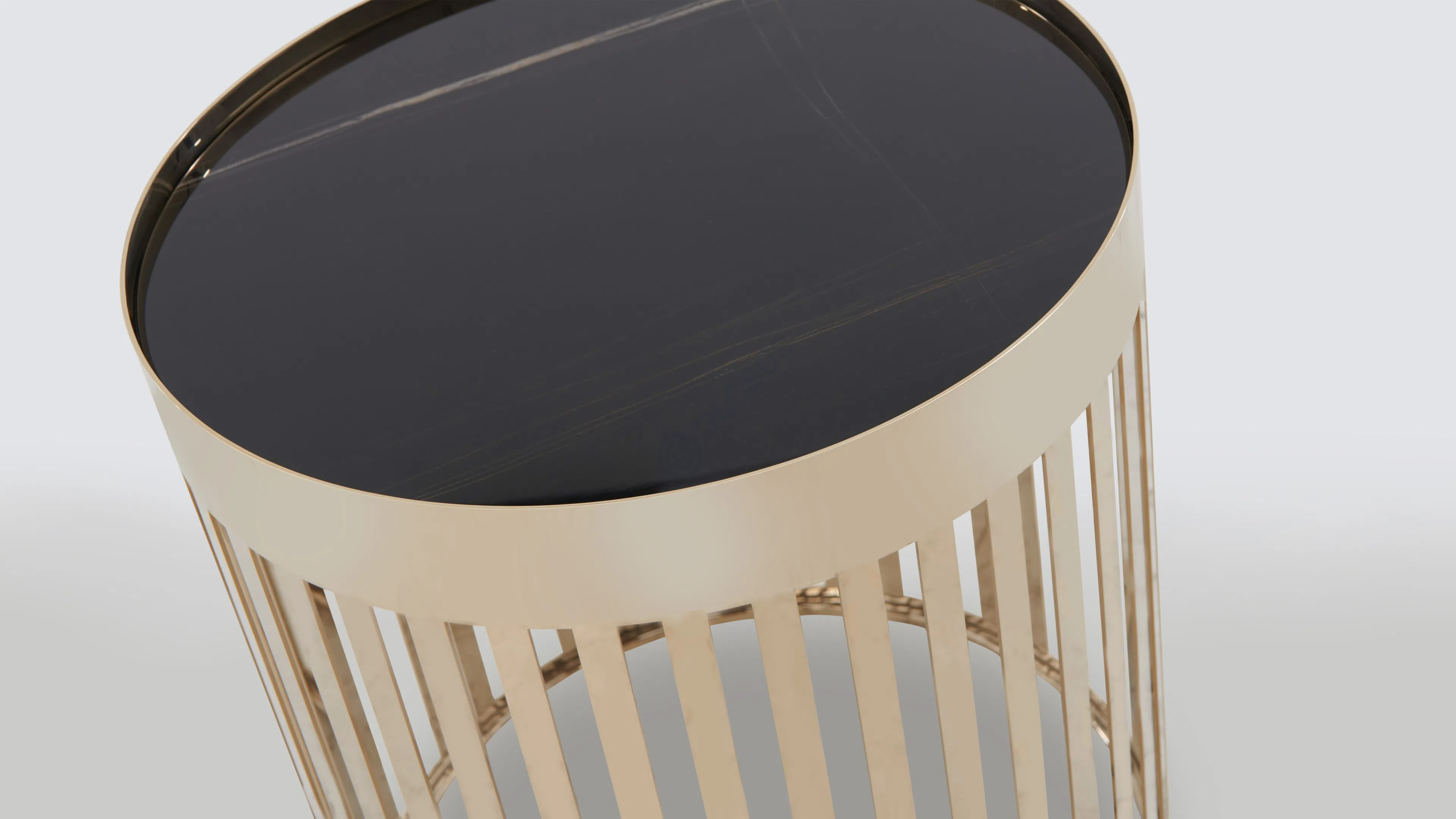 Угловой столик Punto