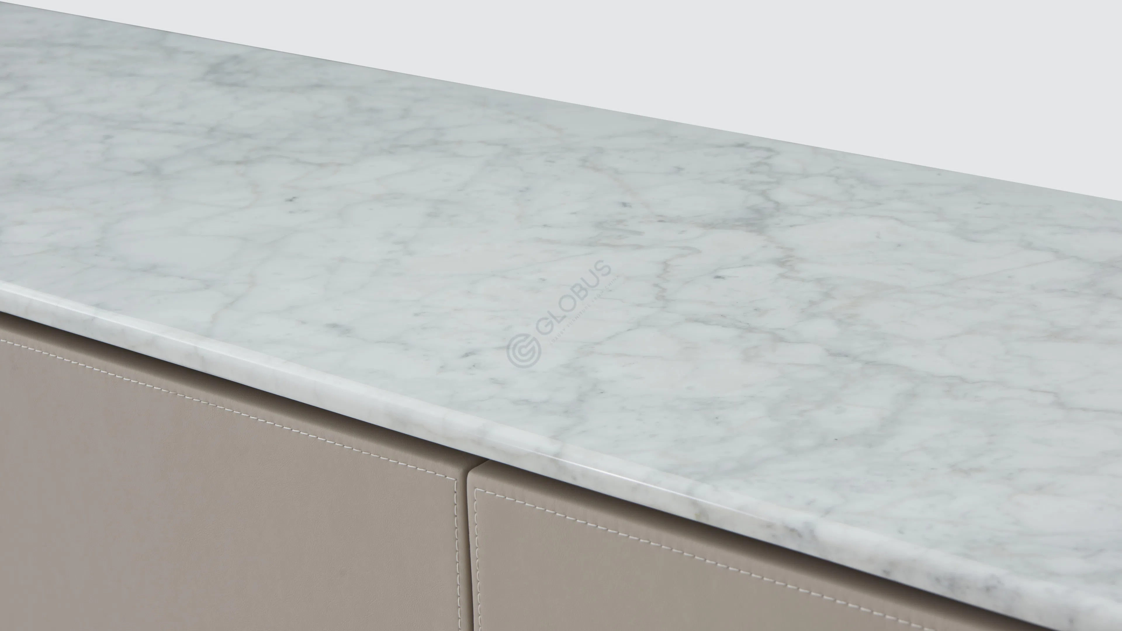 Буфет POLTRONA FRAU Fidelio