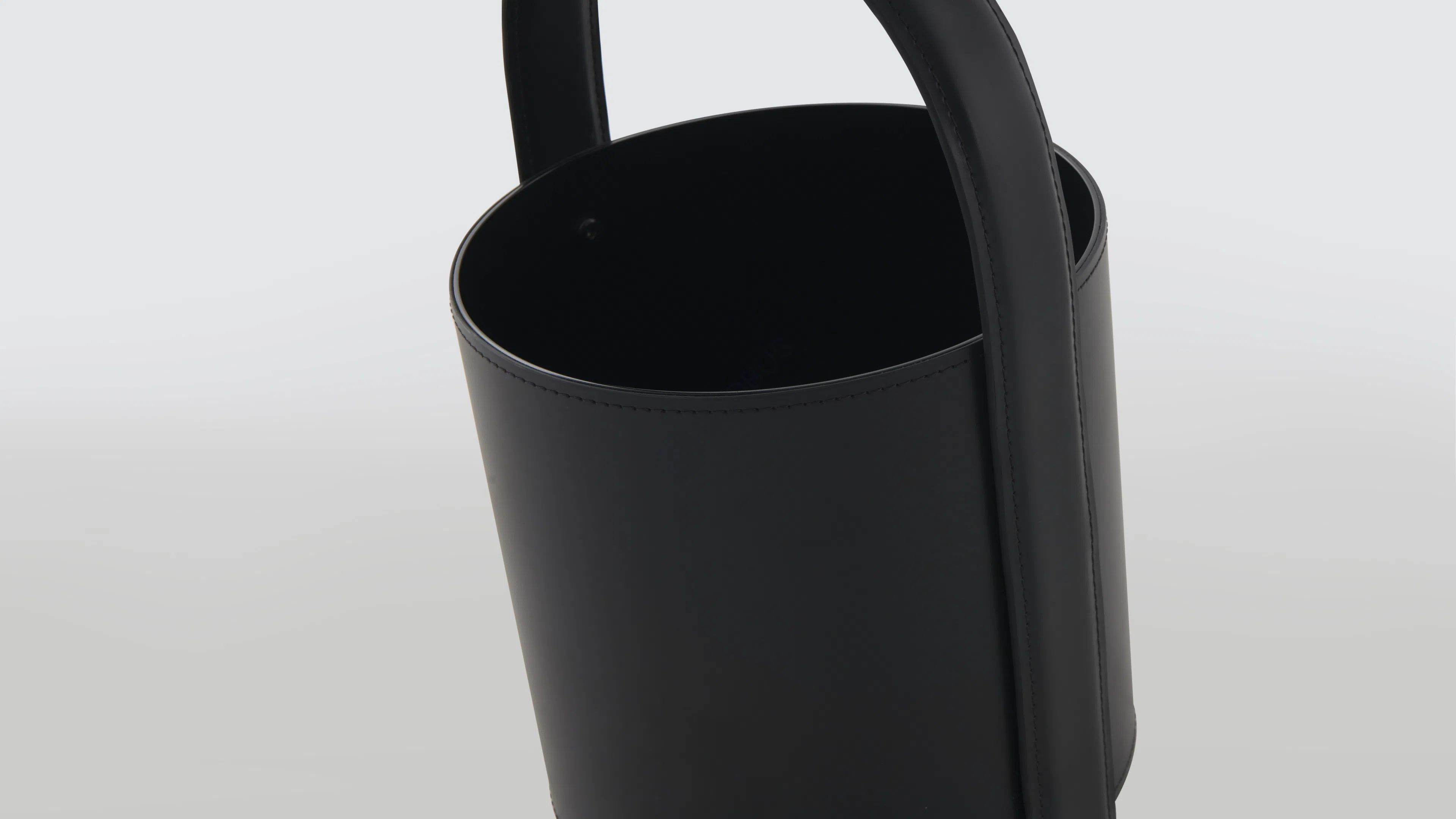 Угловой столик Edebria