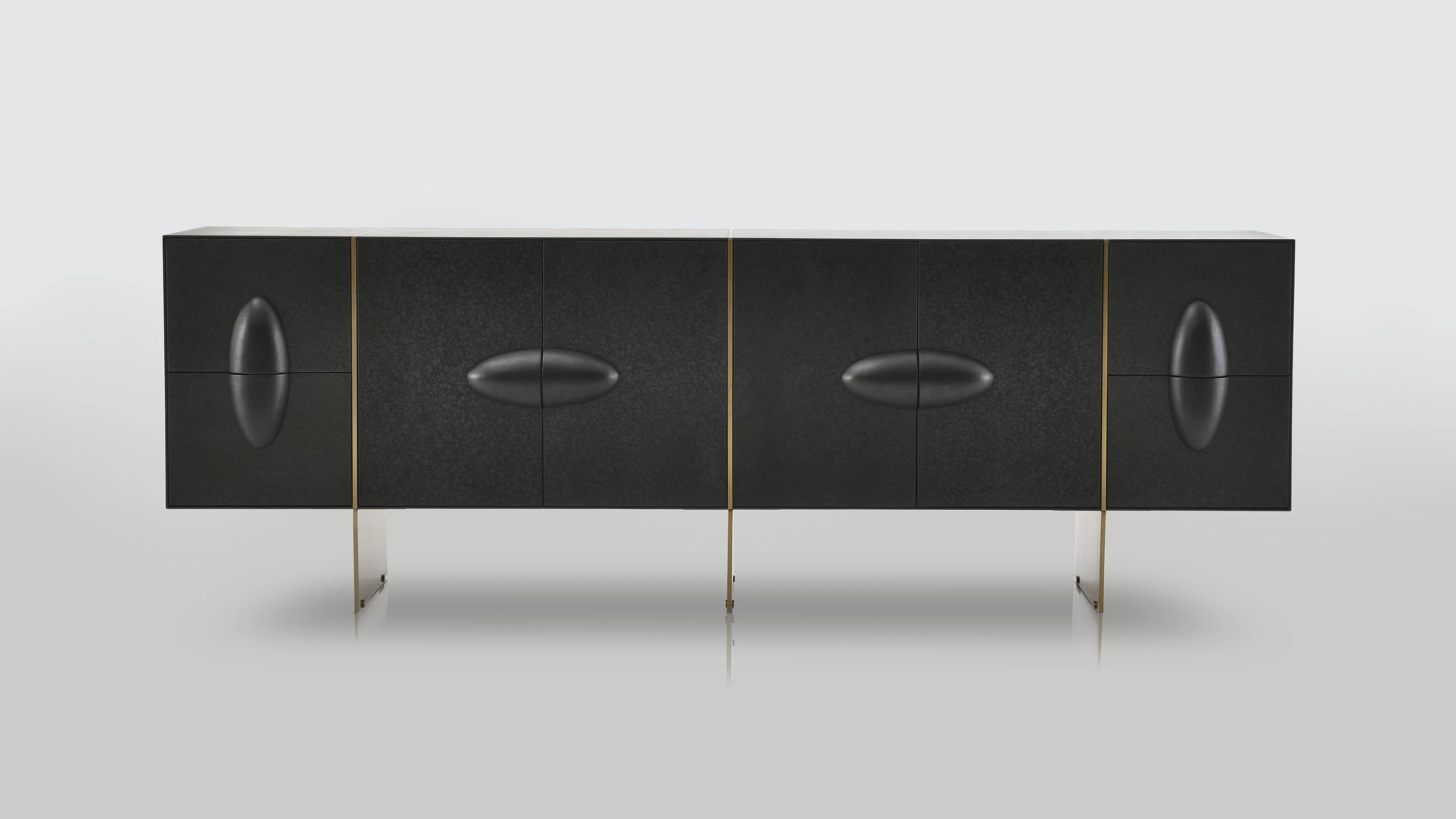 Буфет BRIAN THOREEN Rubber