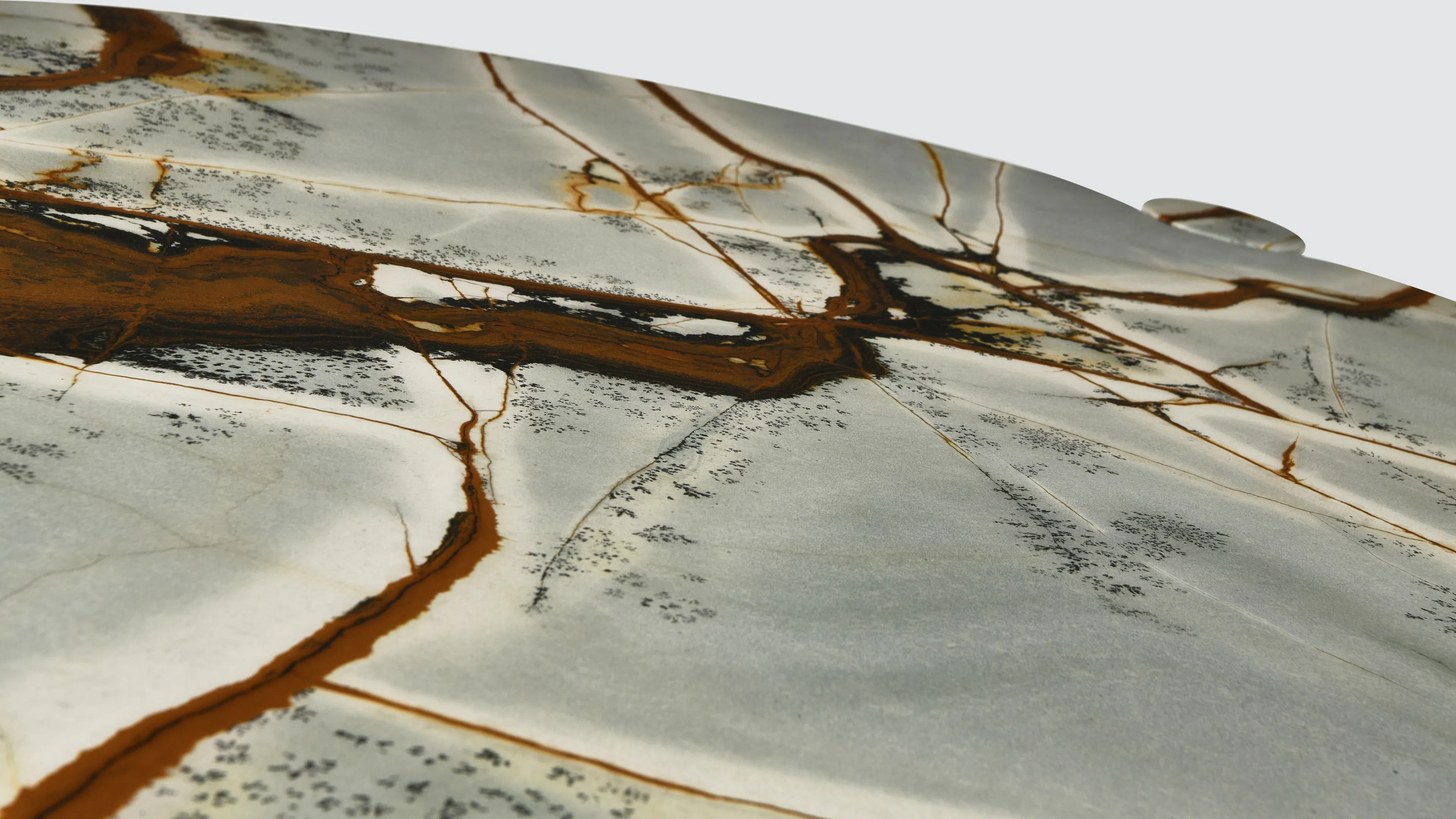 Журнальный столик HESSENTIA Nora