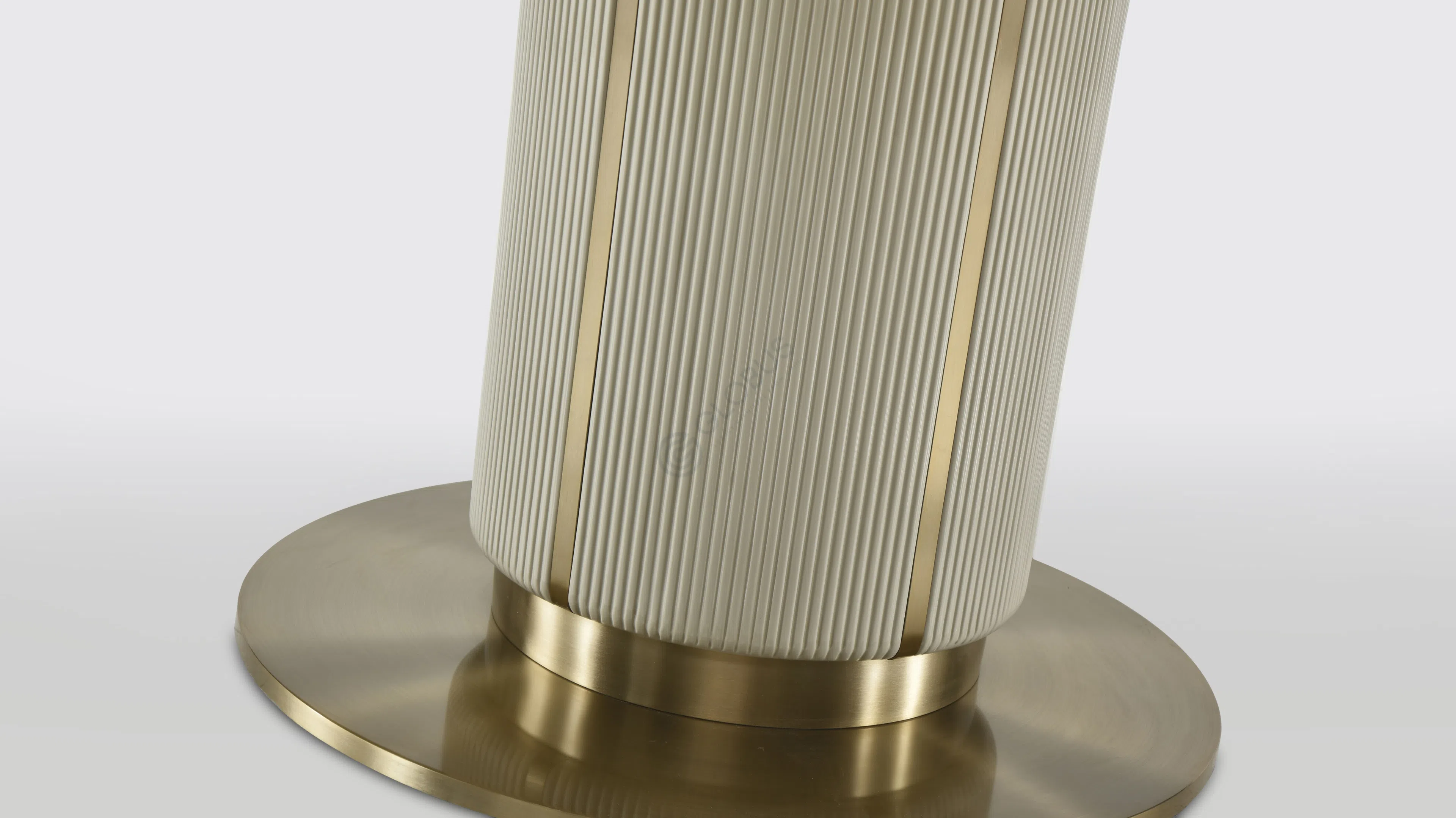 Обеденный стол Aristina