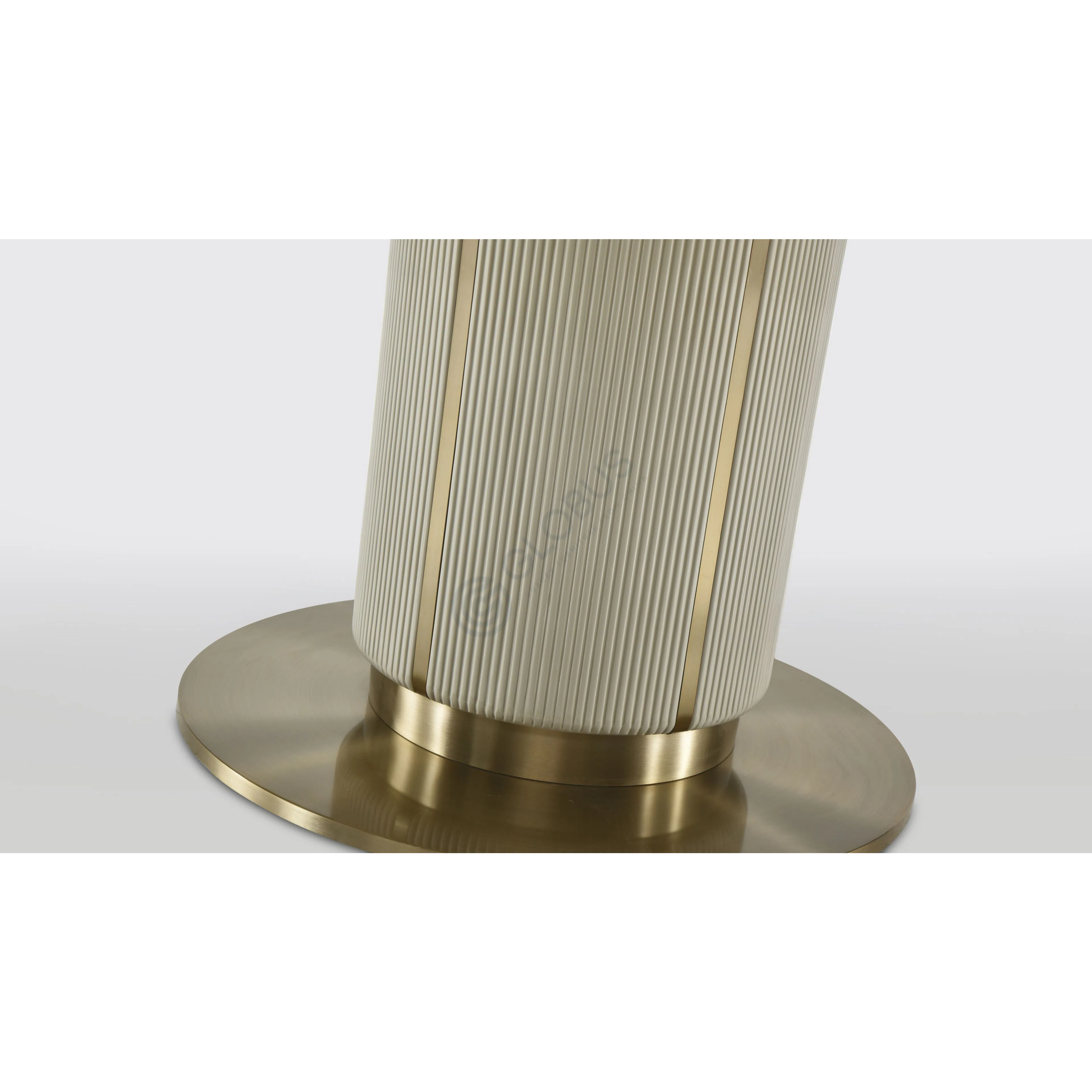 Обеденный стол Aristina