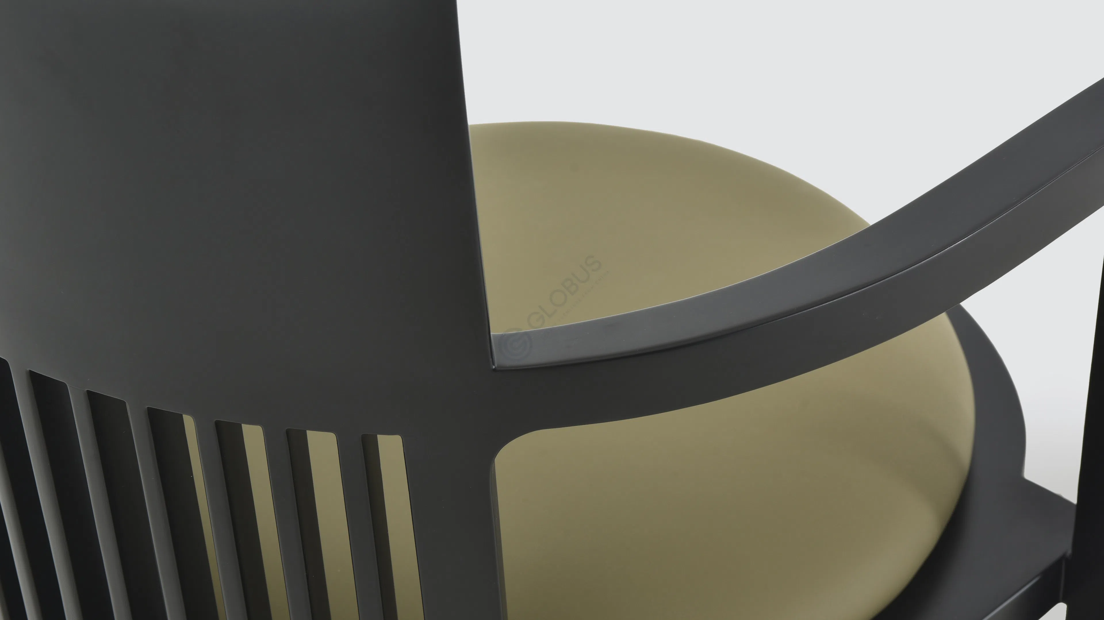 Кресло CASSINA 606 Barrel