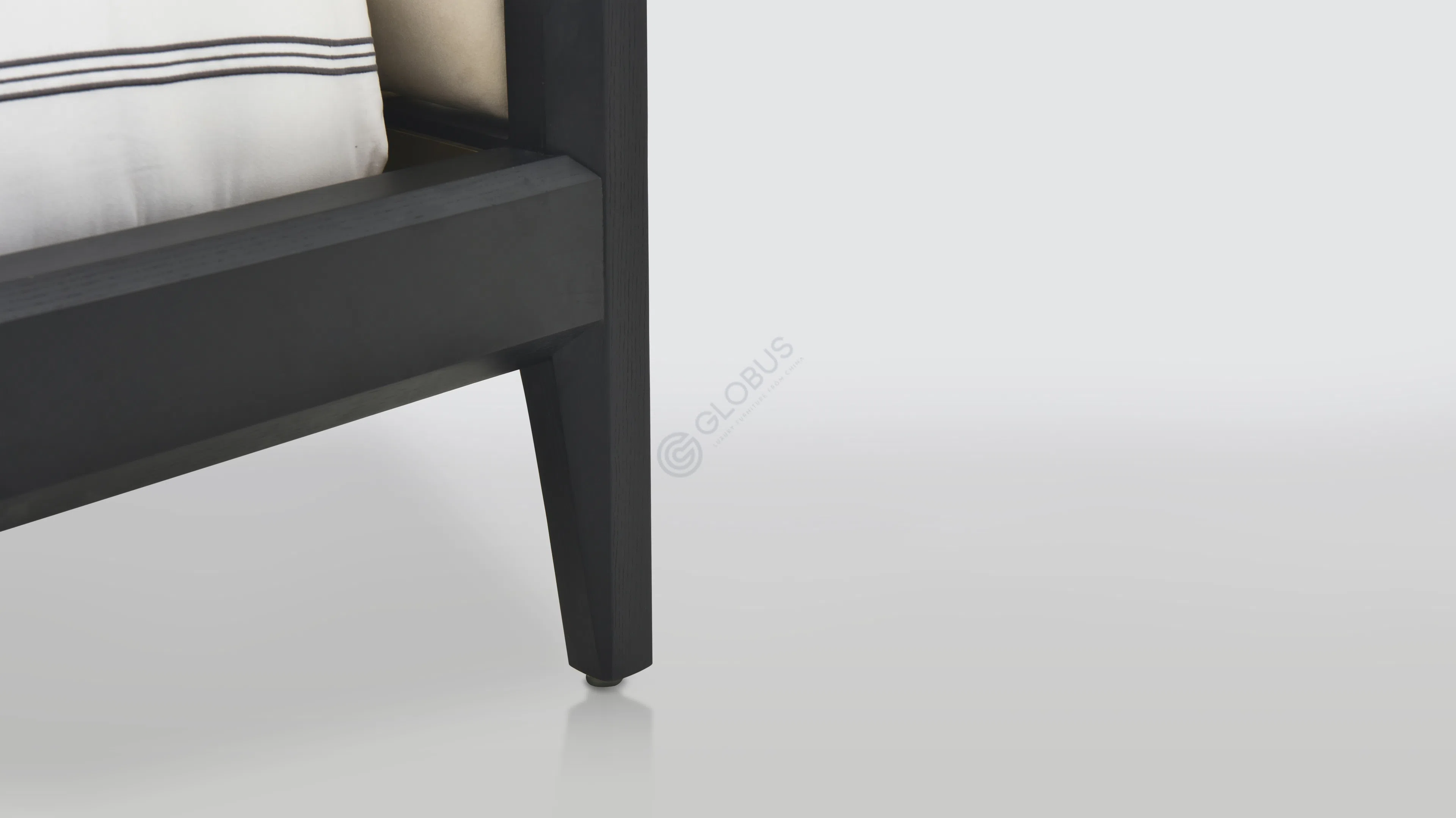 Кровать Yernesto