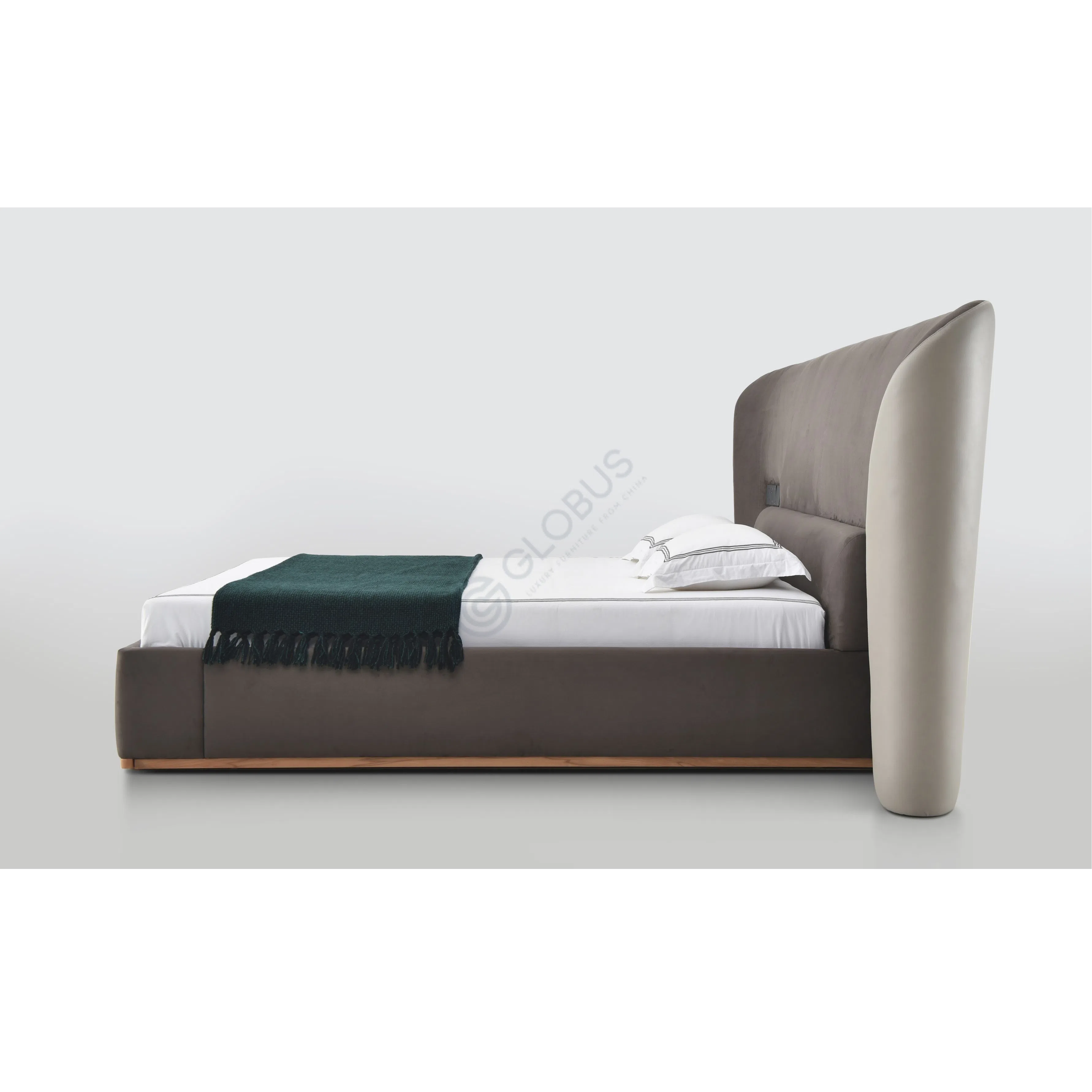 Кровать VISIONNAIRE Plaza