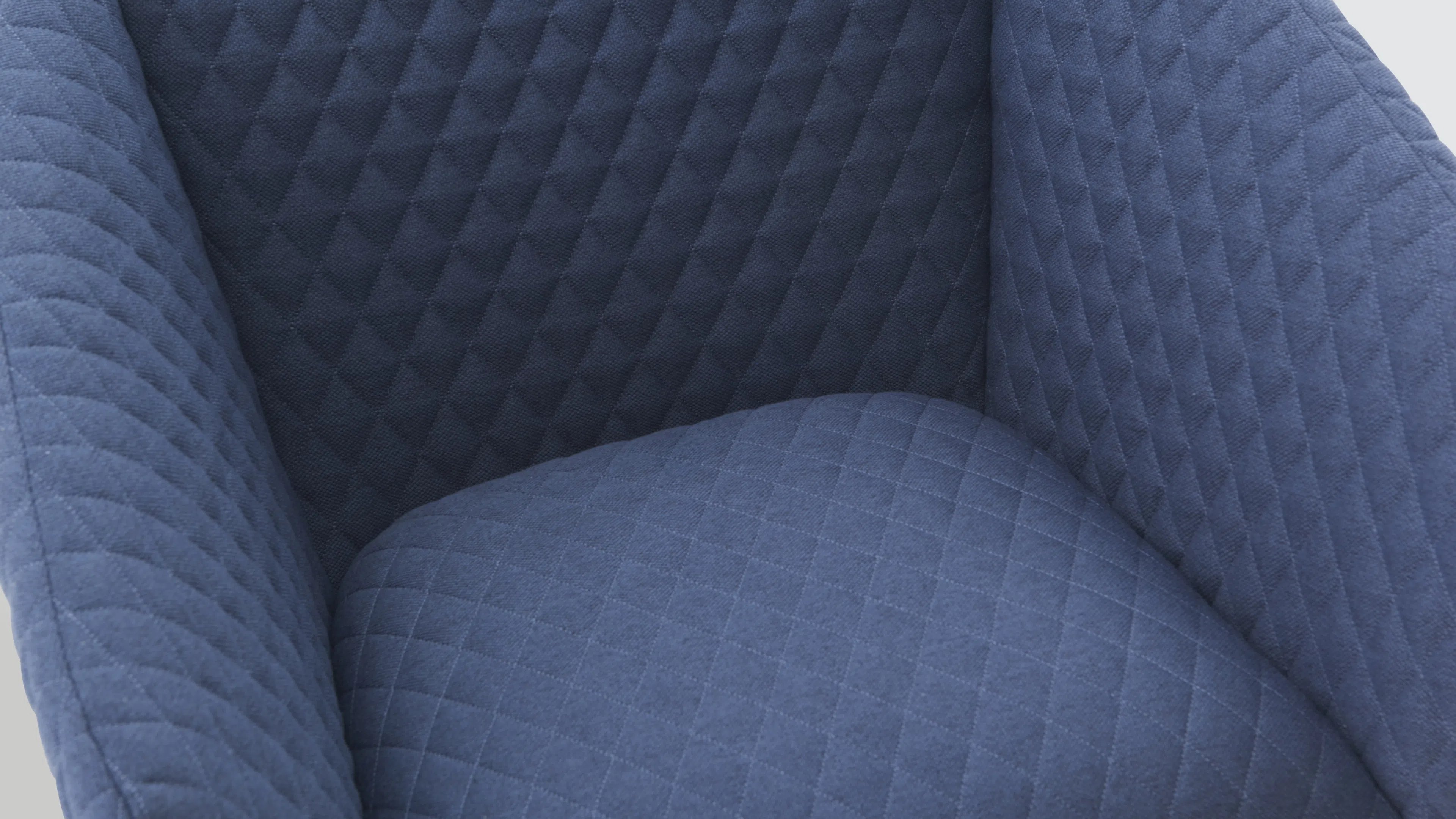 Кресло HESSENTIA Oliver