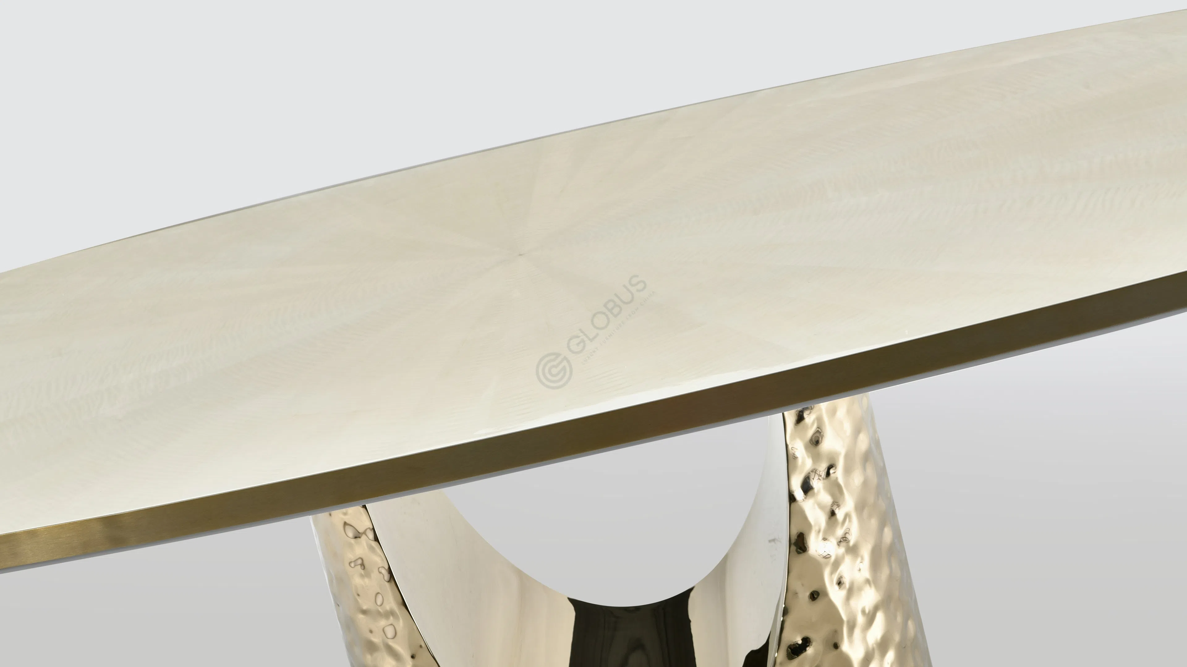 Обеденный стол VISIONNAIRE Cameron