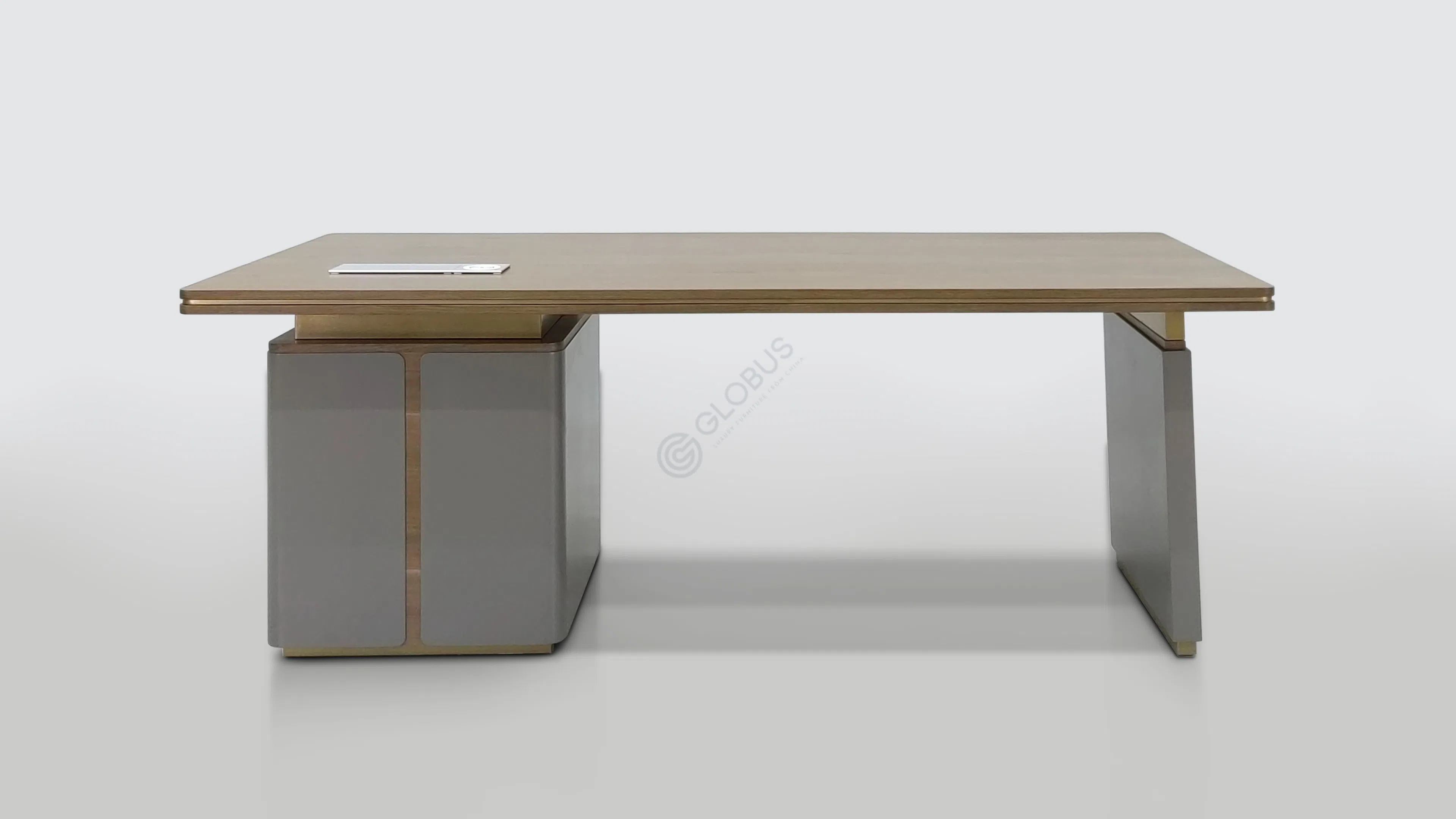 Стол для кабинета Strepitante