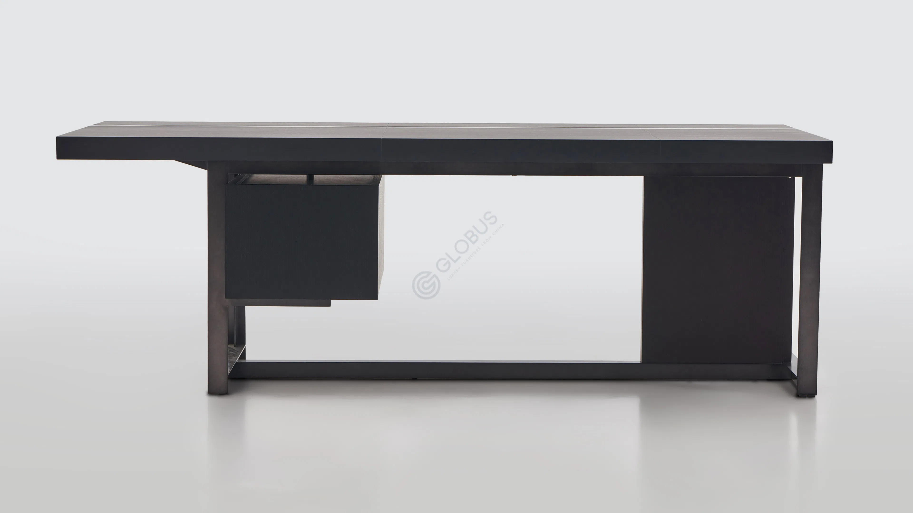 Стол для кабинета Finella