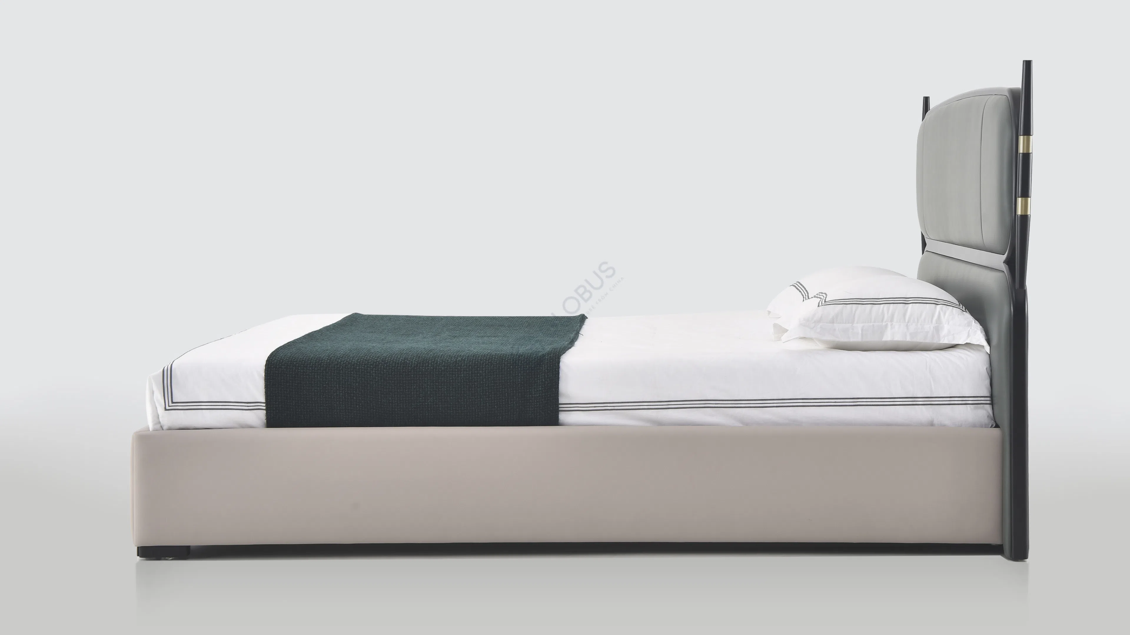 Кровать Kaeleigh