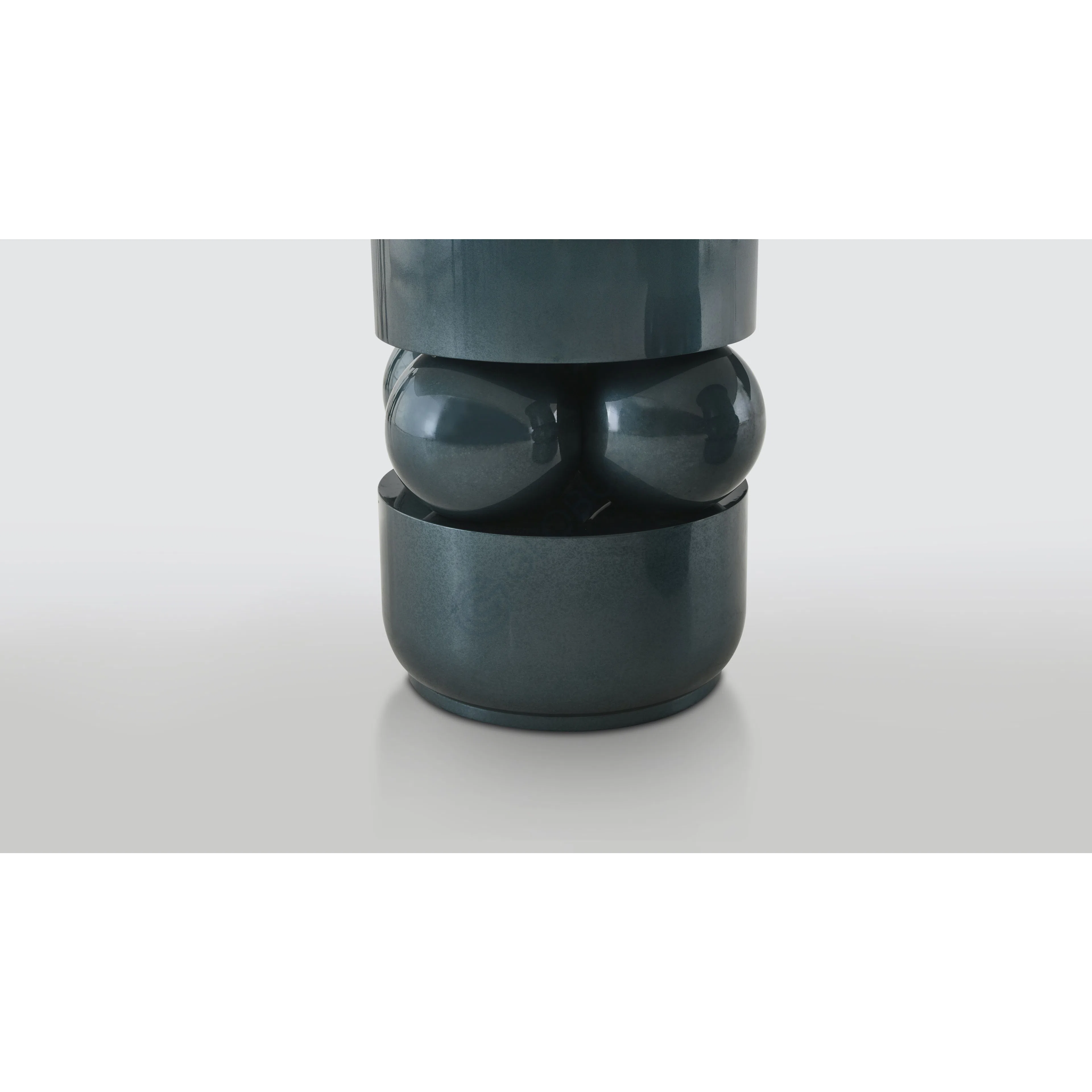 Обеденный стол Solevana