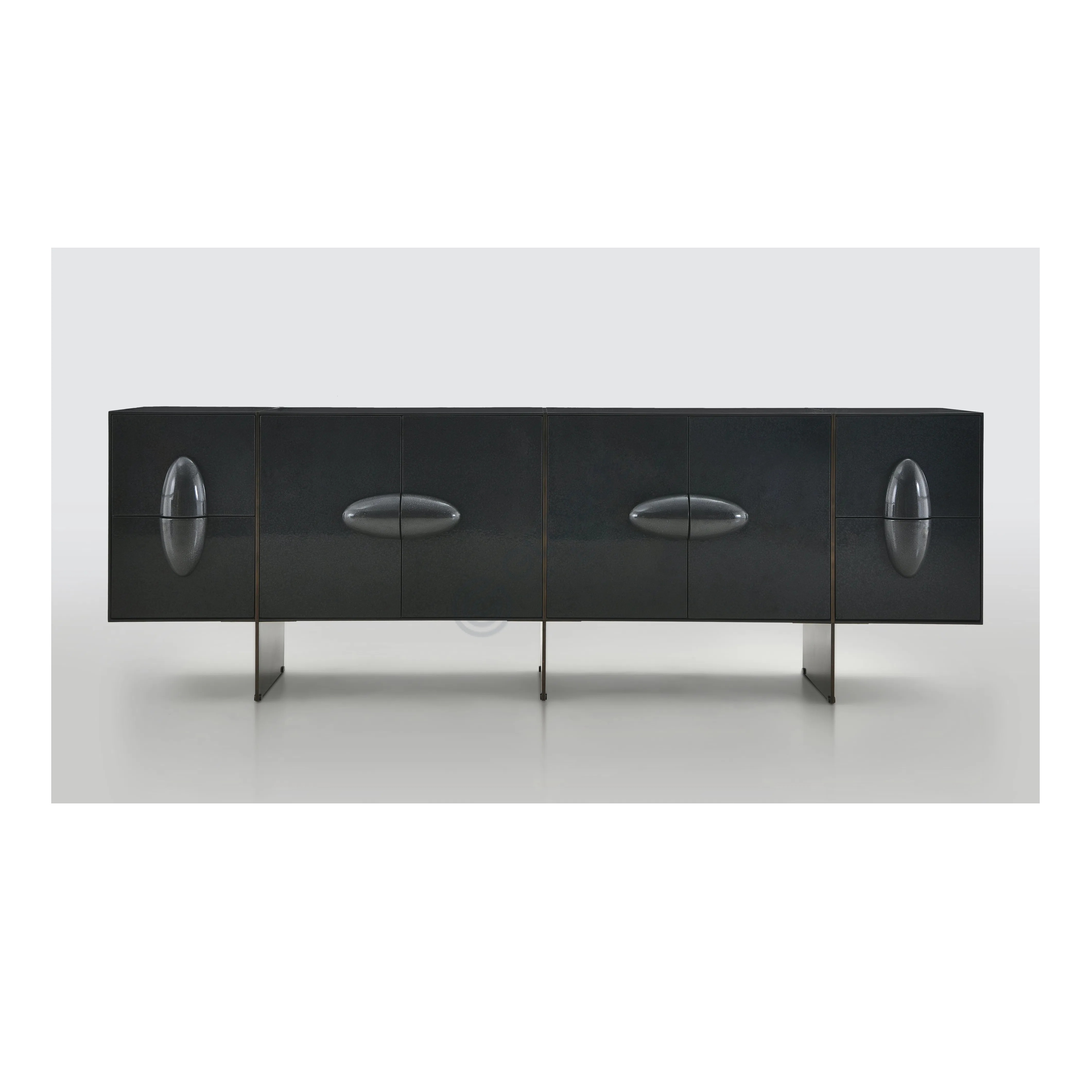 Буфет BRIAN THOREEN Rubber