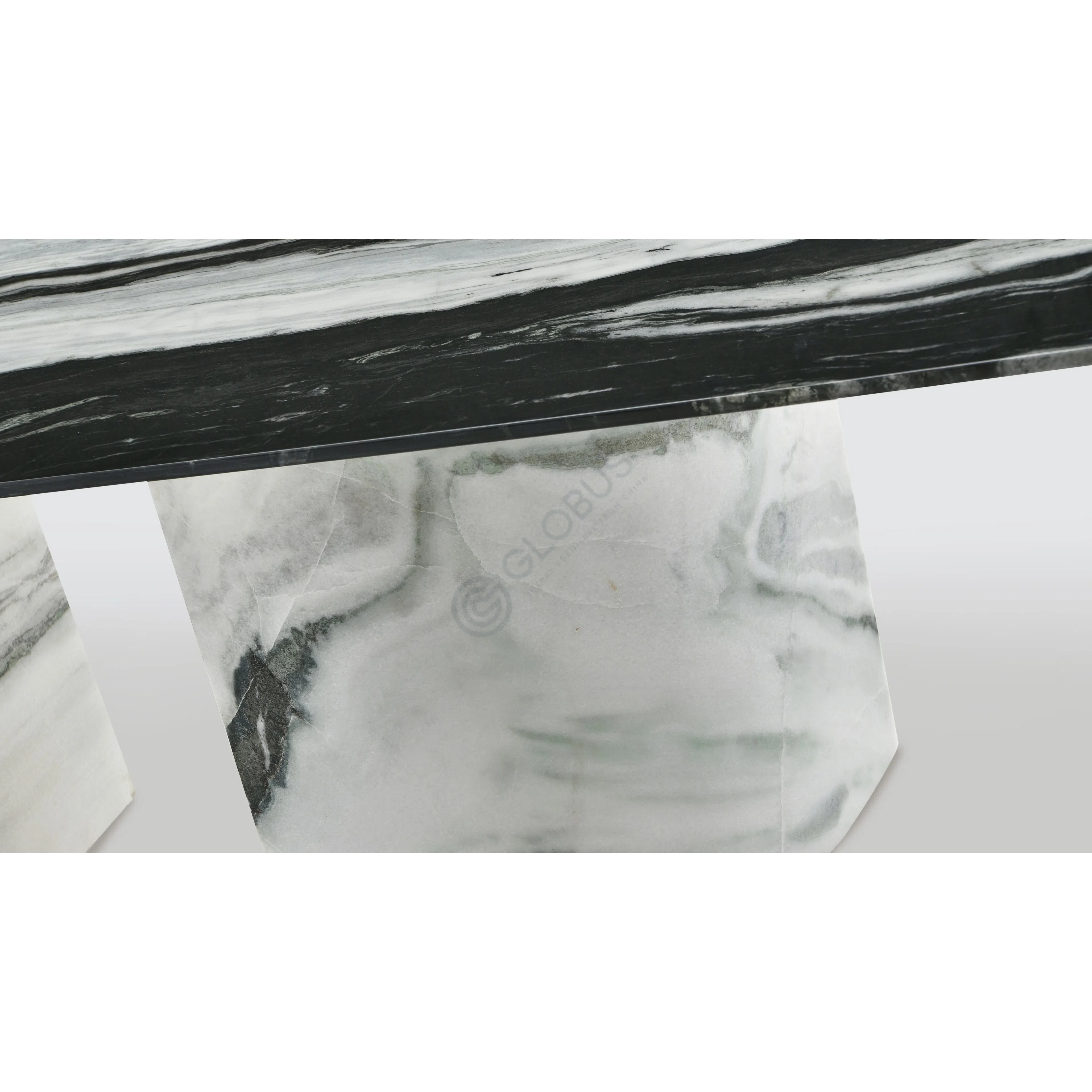 Обеденный стол Domizano