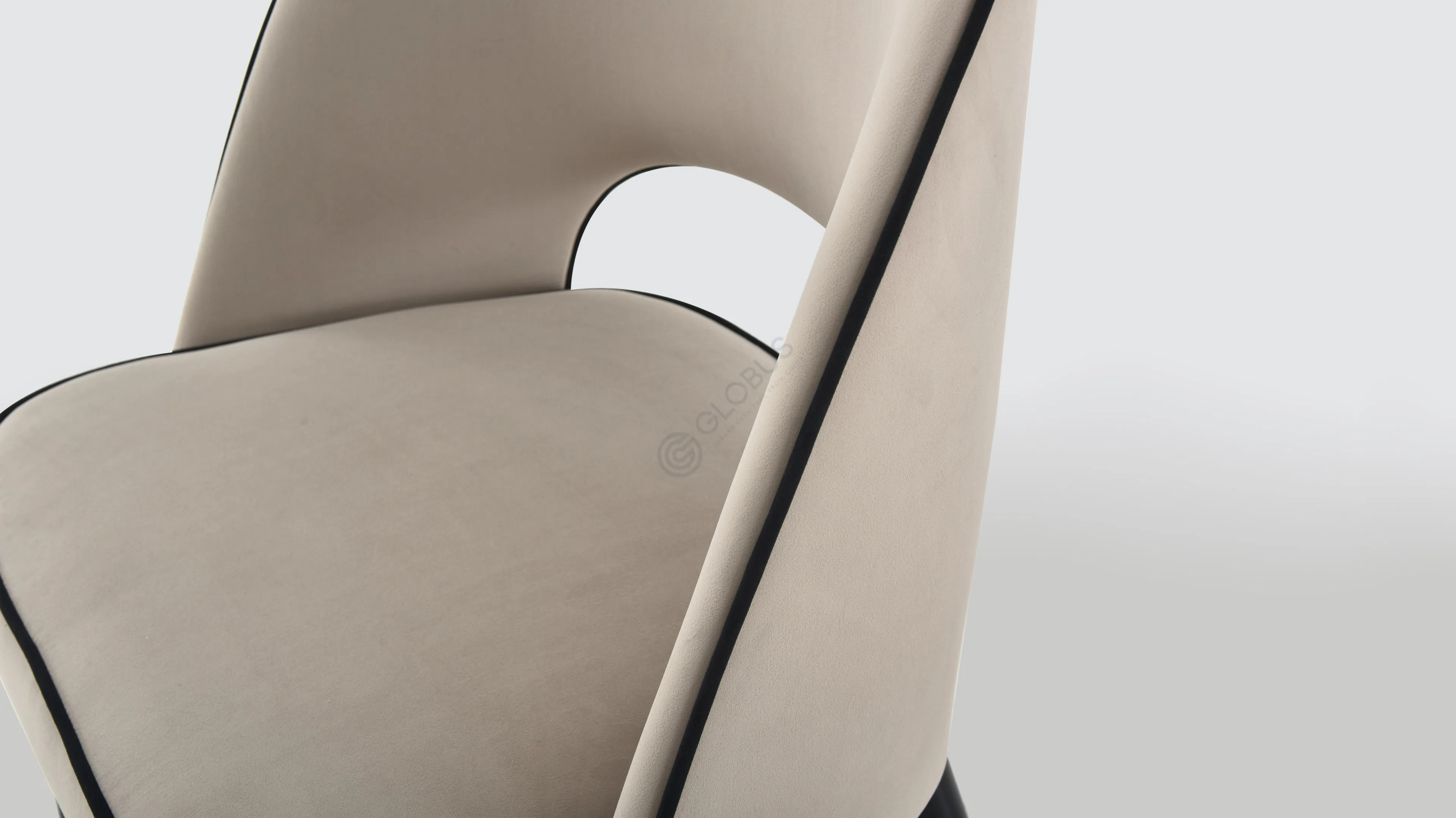 Обеденный стул EICHHOLTZ Cliff