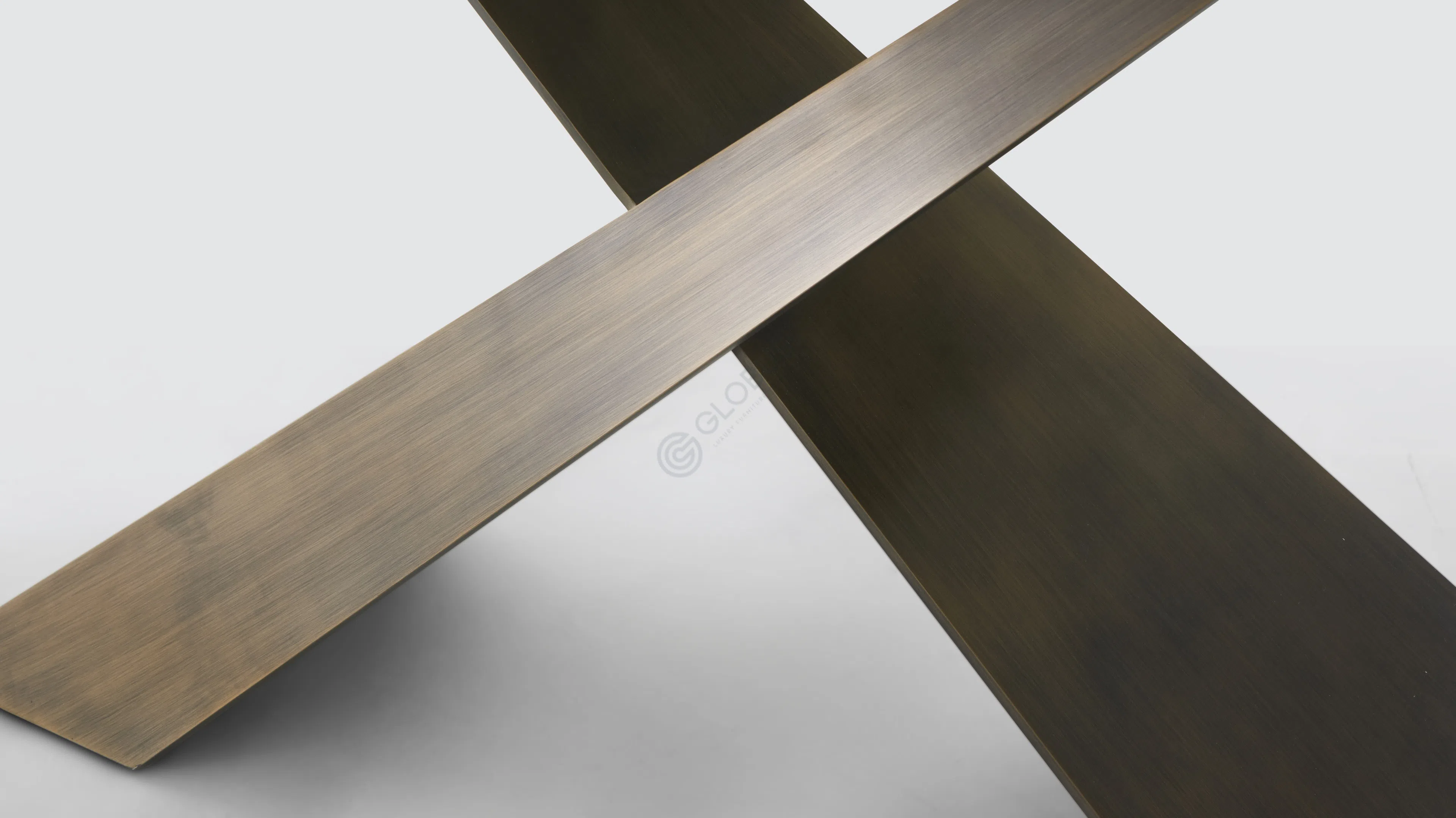 Обеденный стол Blissful