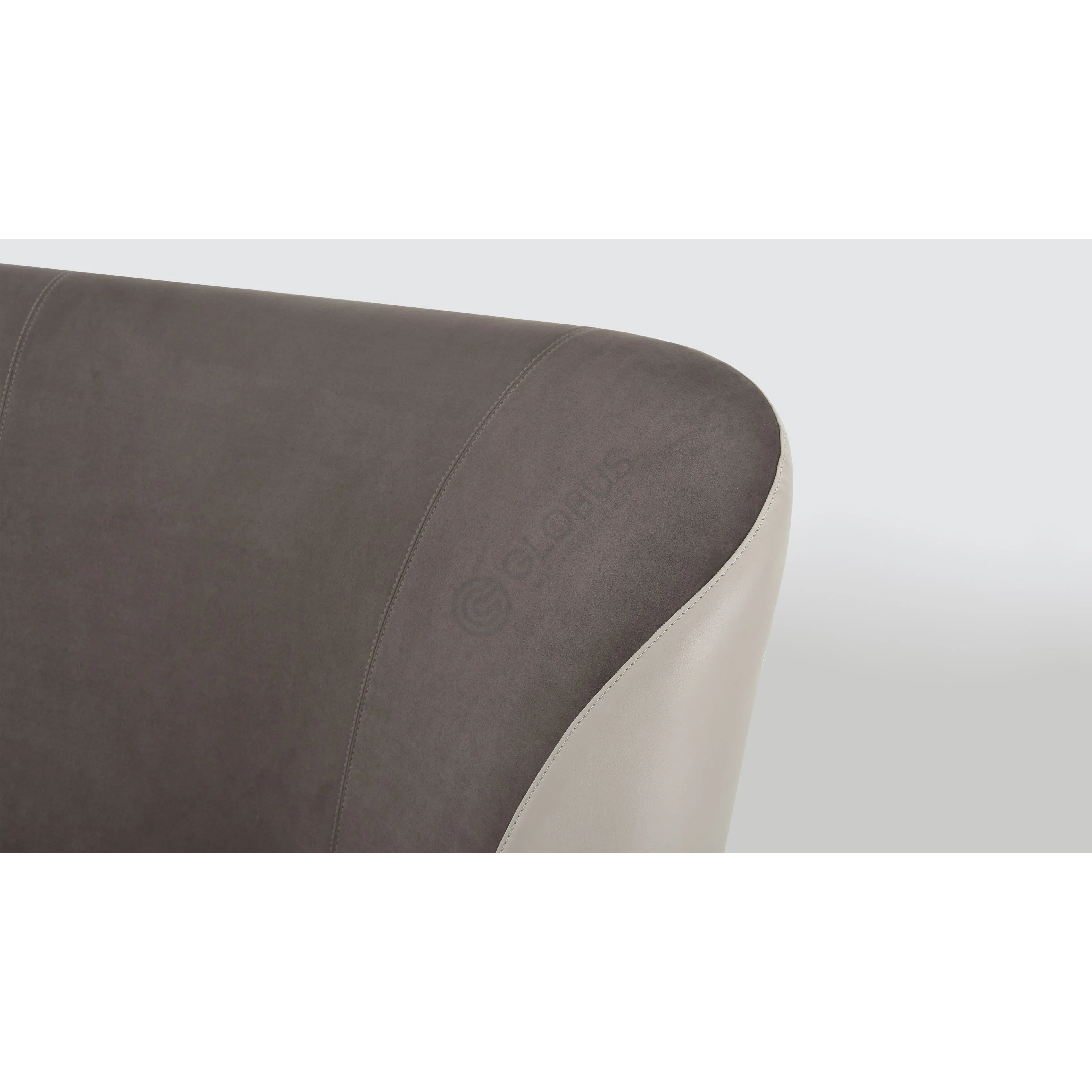 Кровать VISIONNAIRE Plaza