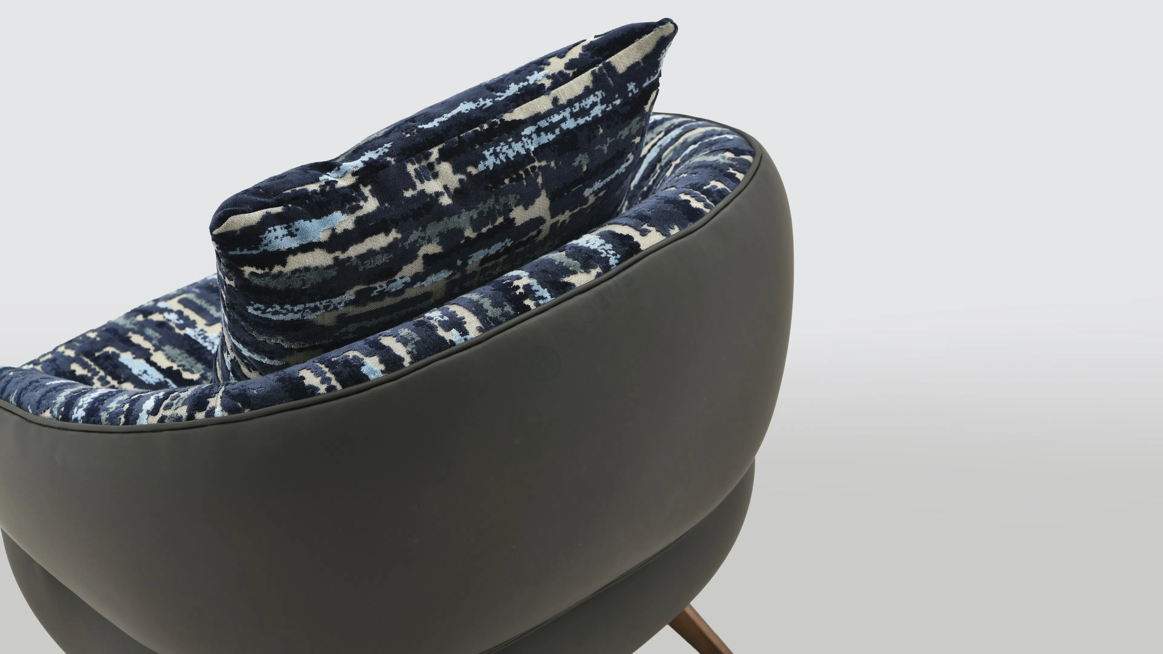 Кресло Pertino