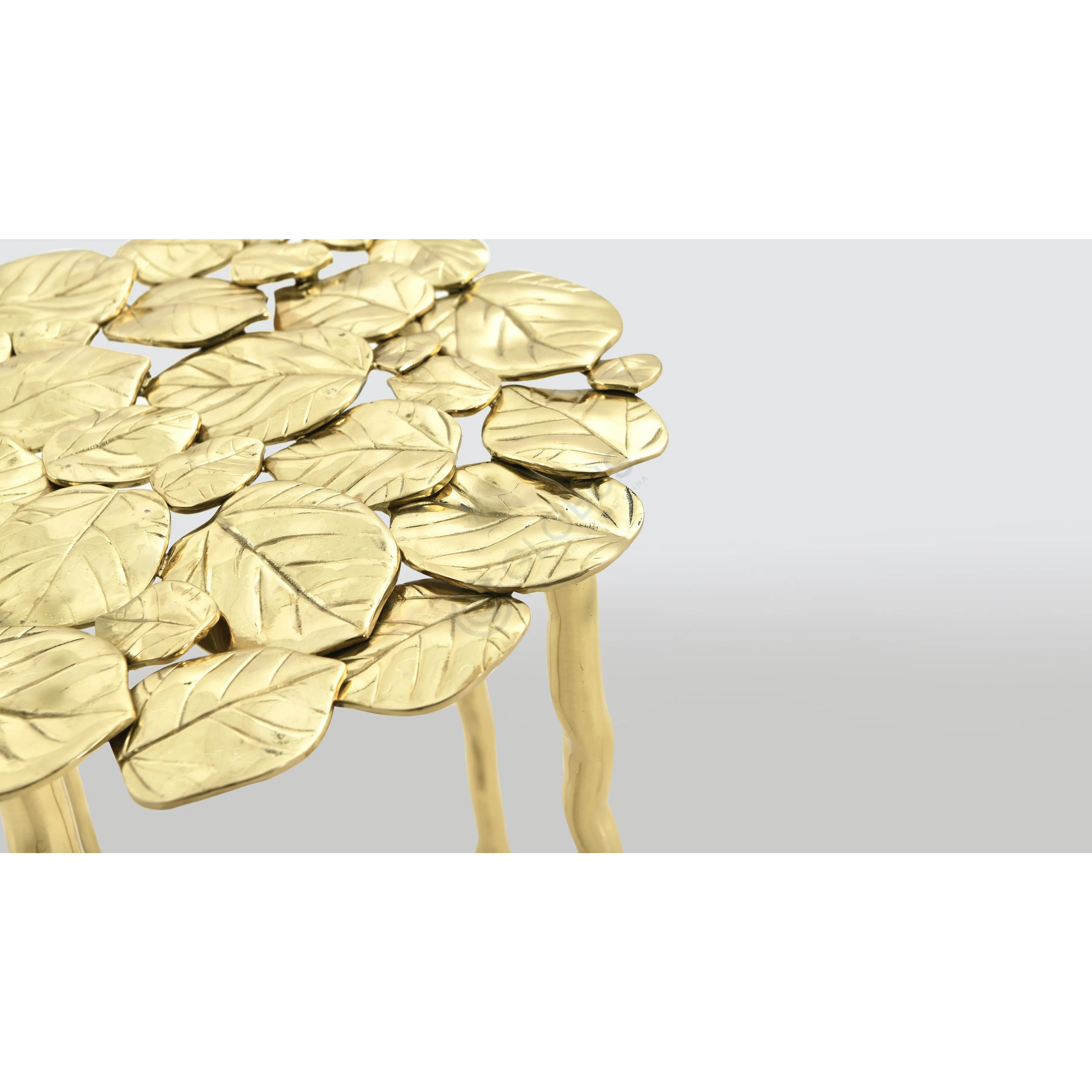 Угловой столик HAMILTON CONTE Nymphea