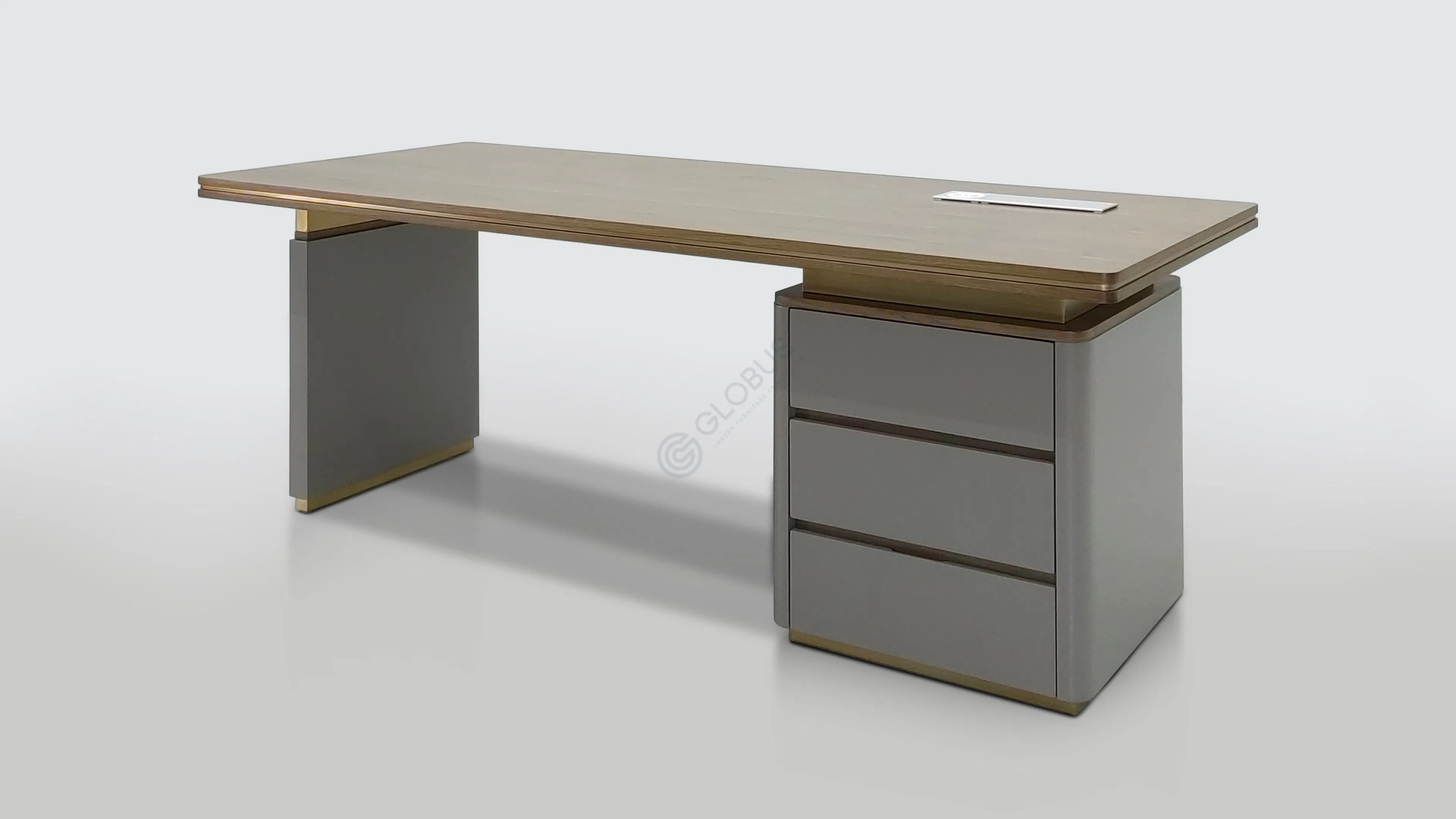 Стол для кабинета Strepitante