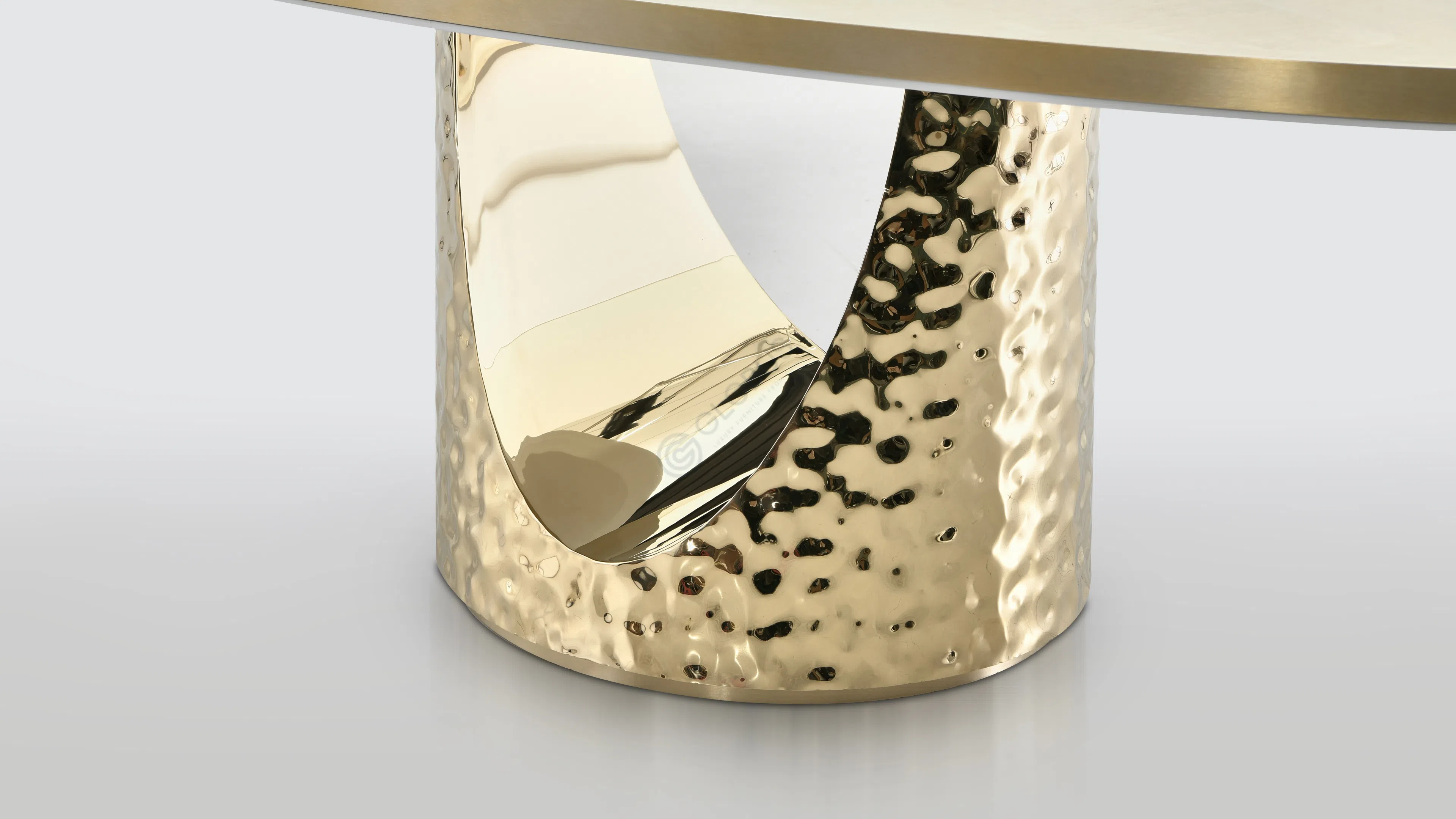 Обеденный стол VISIONNAIRE Cameron