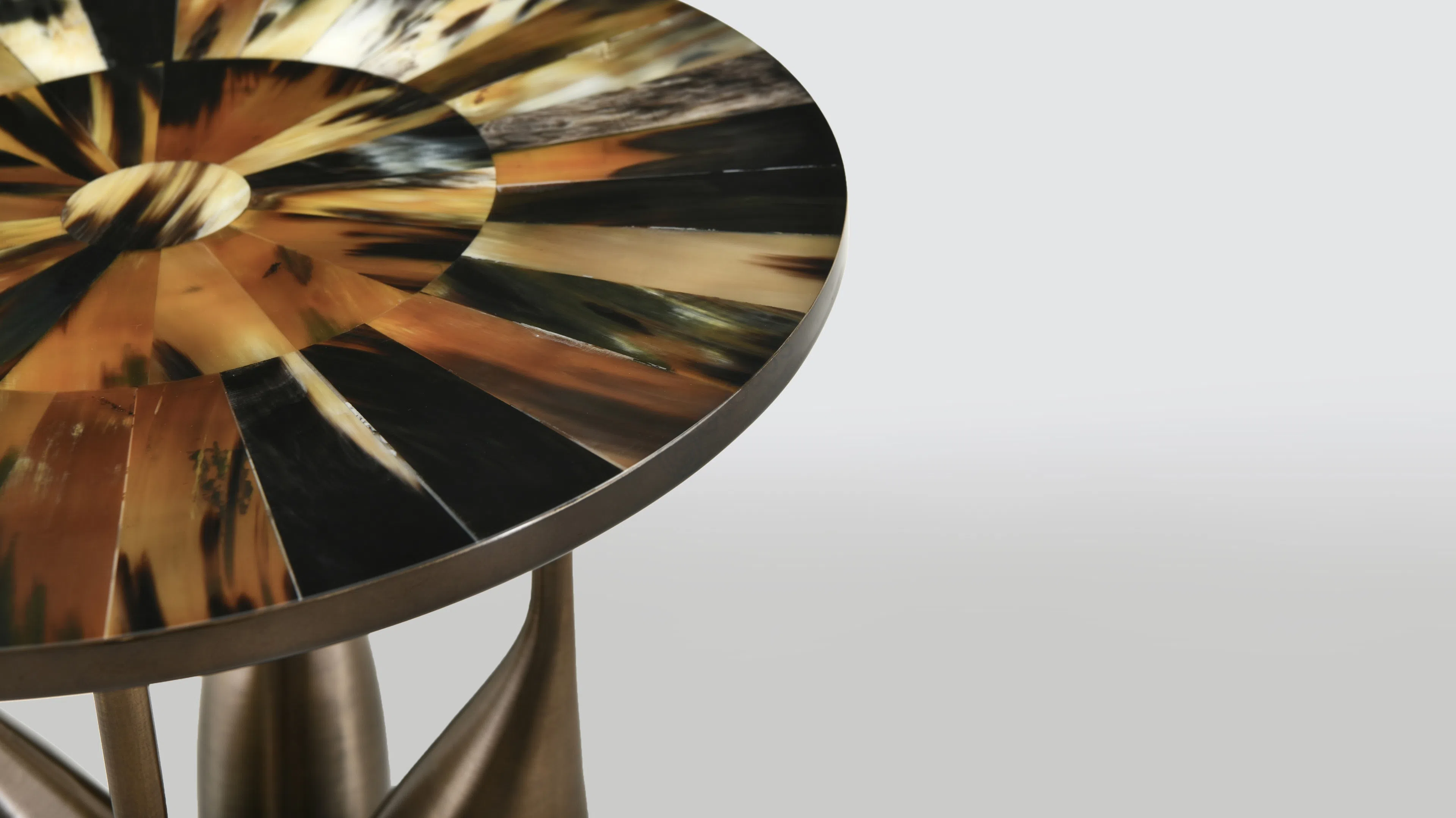 Угловой столик KIFU PARIS Plumeria