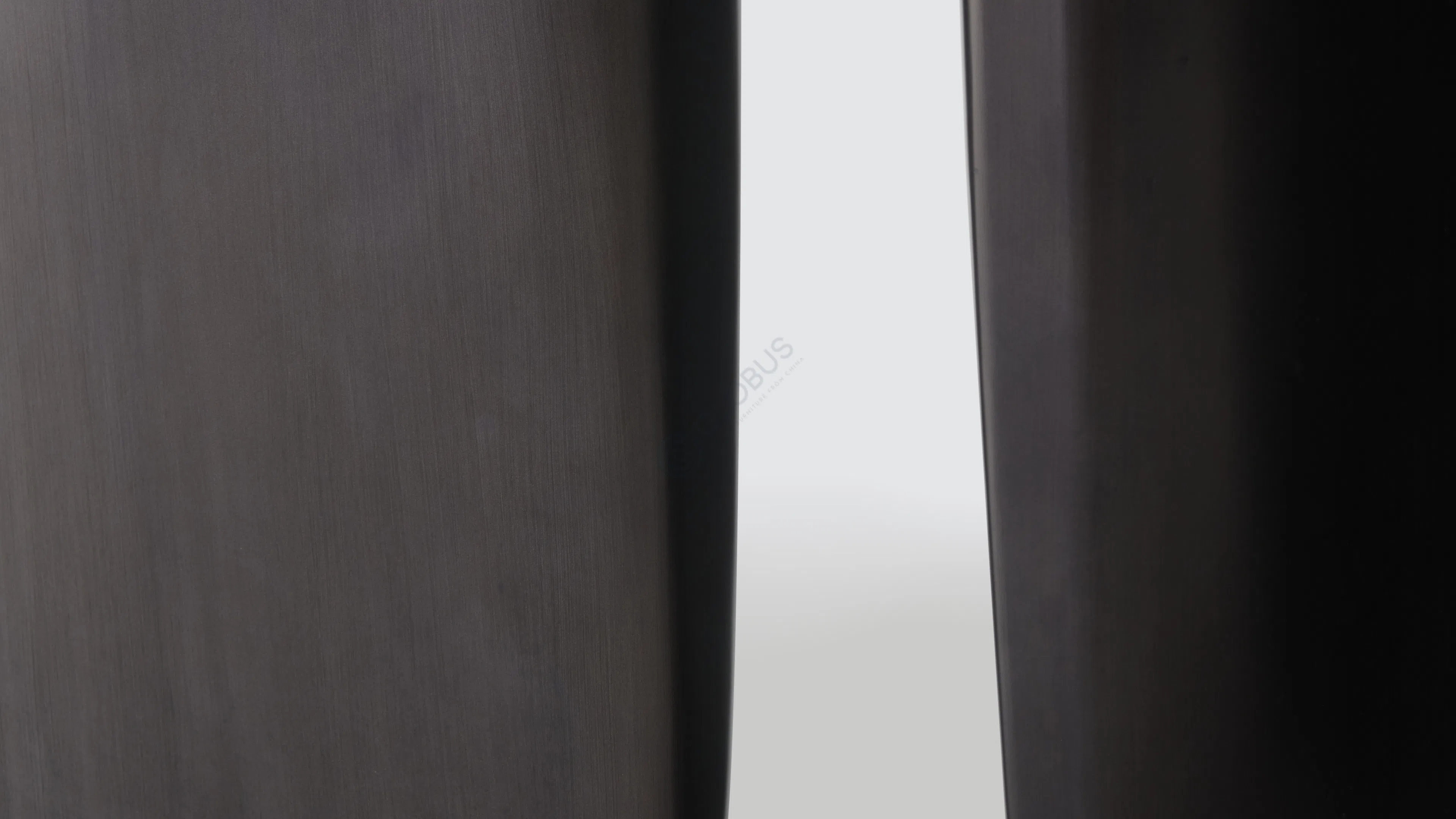 Обеденный стол Luxadoria