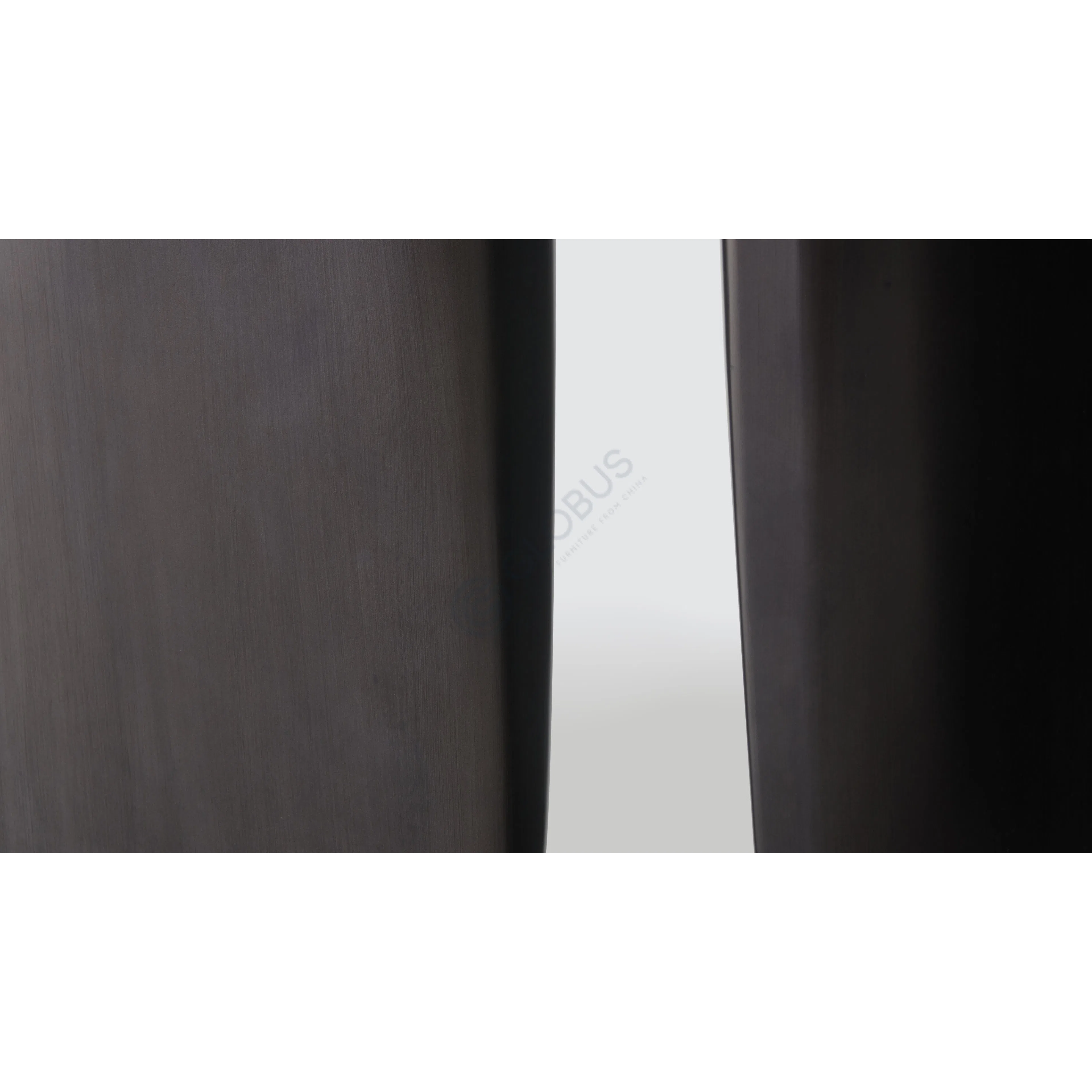 Обеденный стол Luxadoria