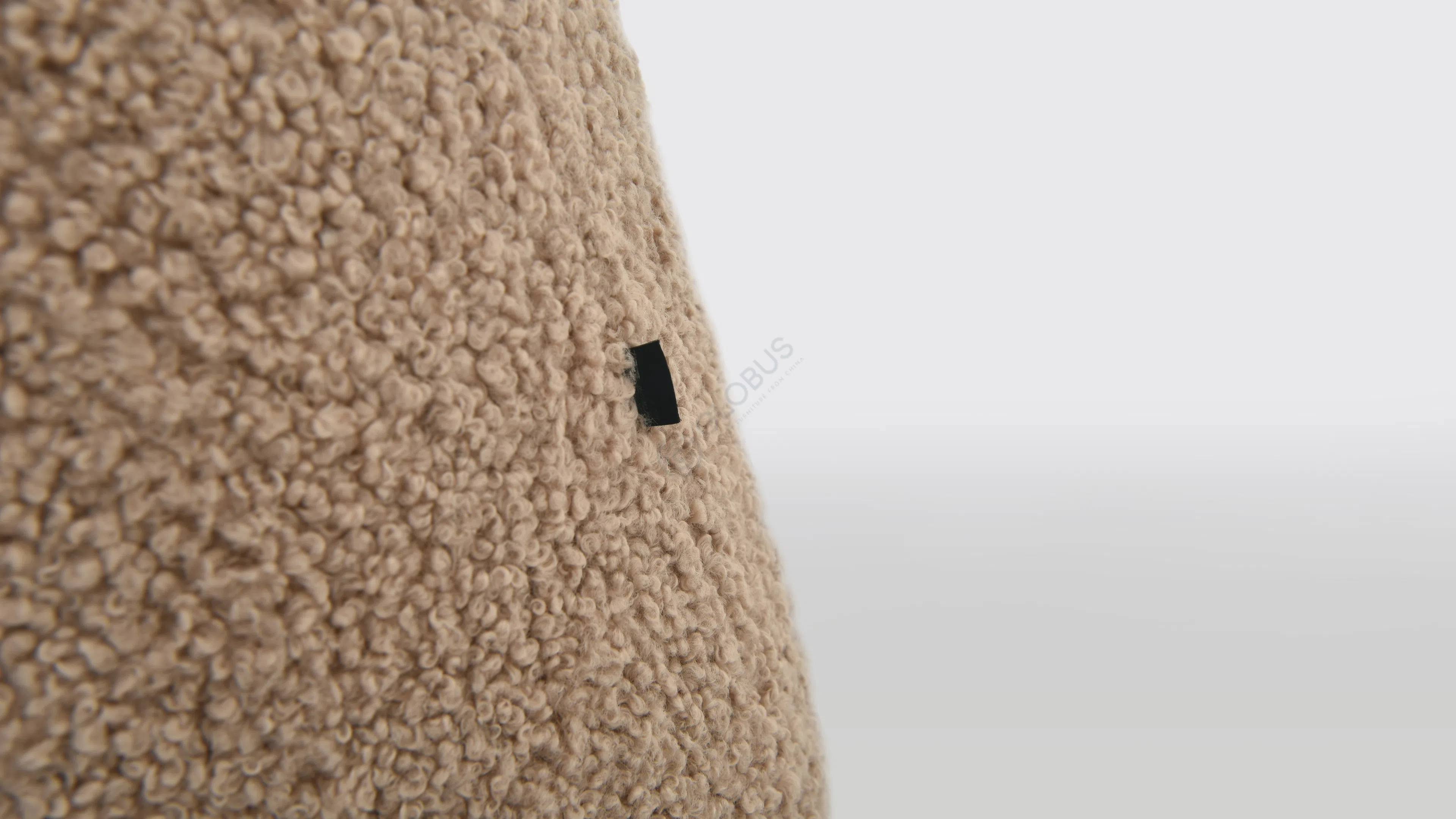 Кресло Avicenna