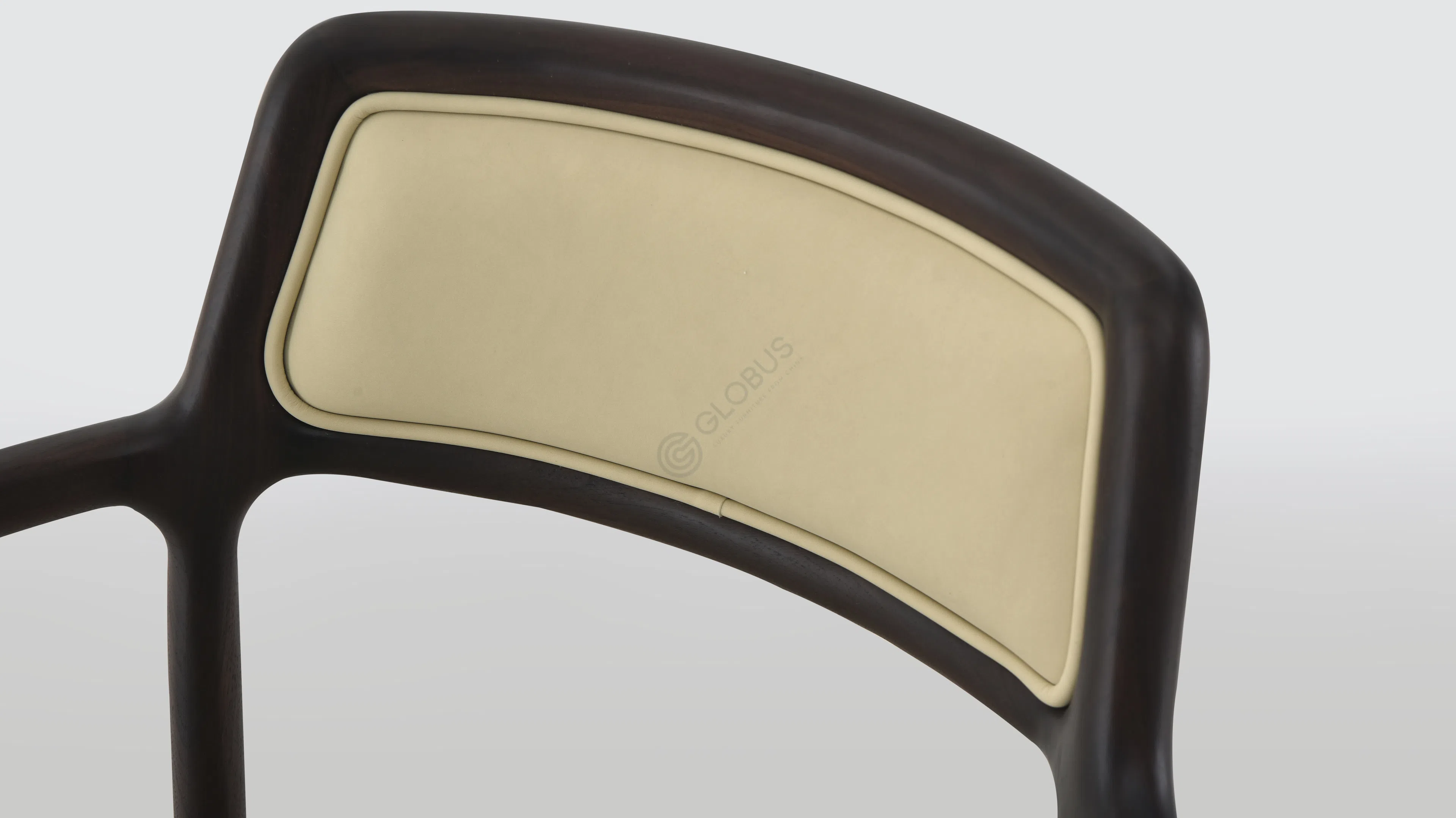 Кресло для руководителя GIORGETTI Baron