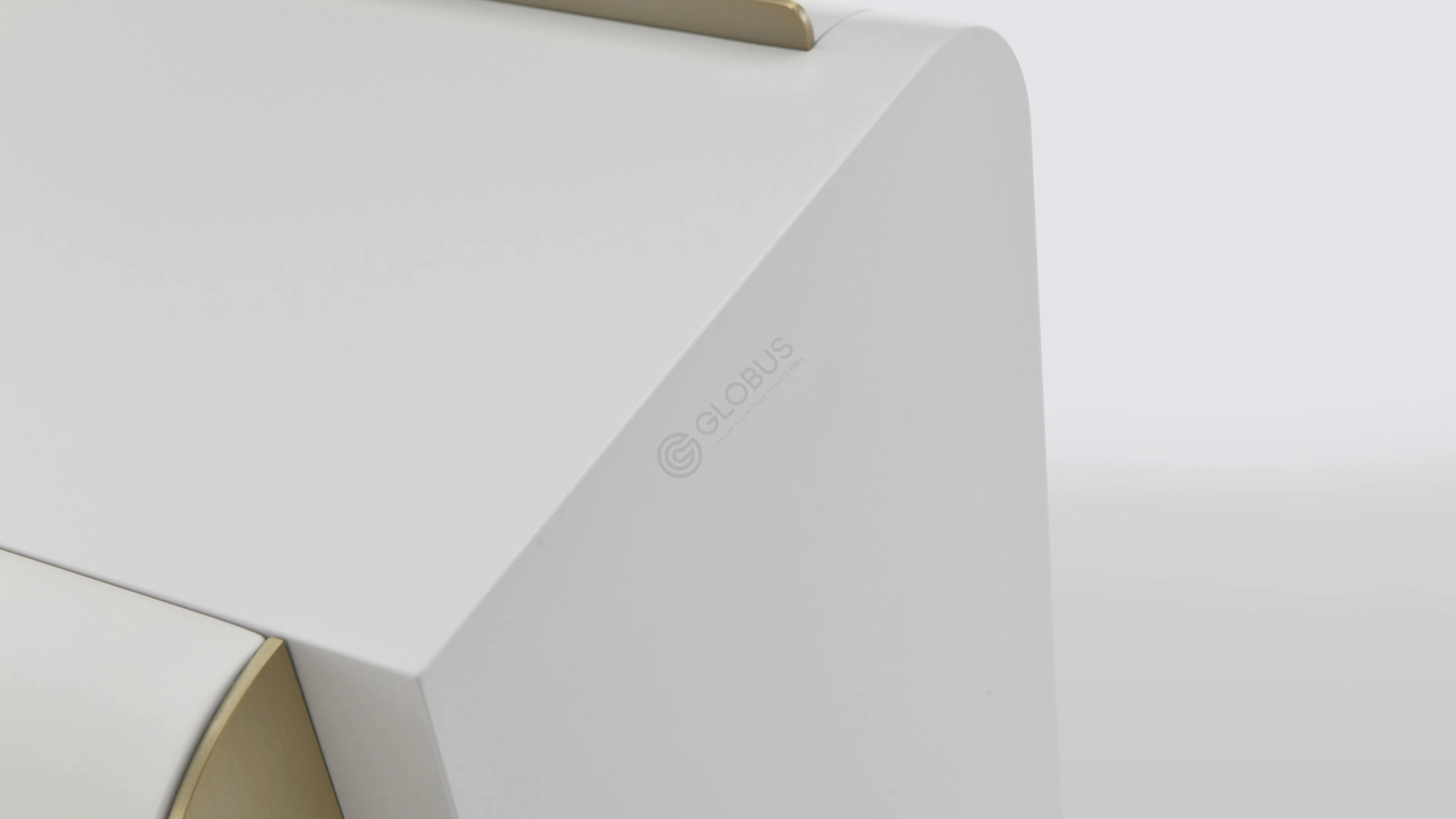 Прикроватная тумба HESSENTIA Oskar