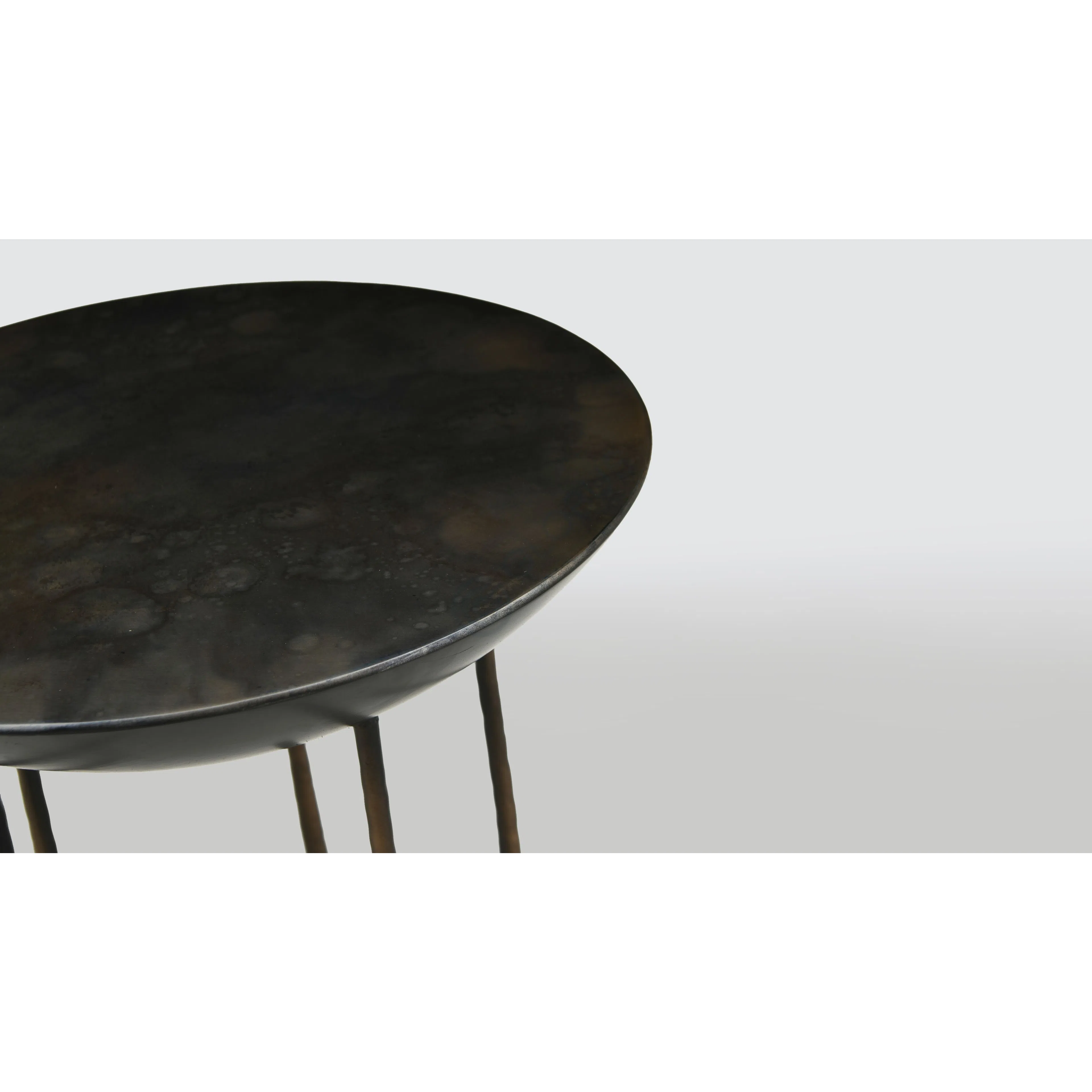 Угловой столик Virtuose