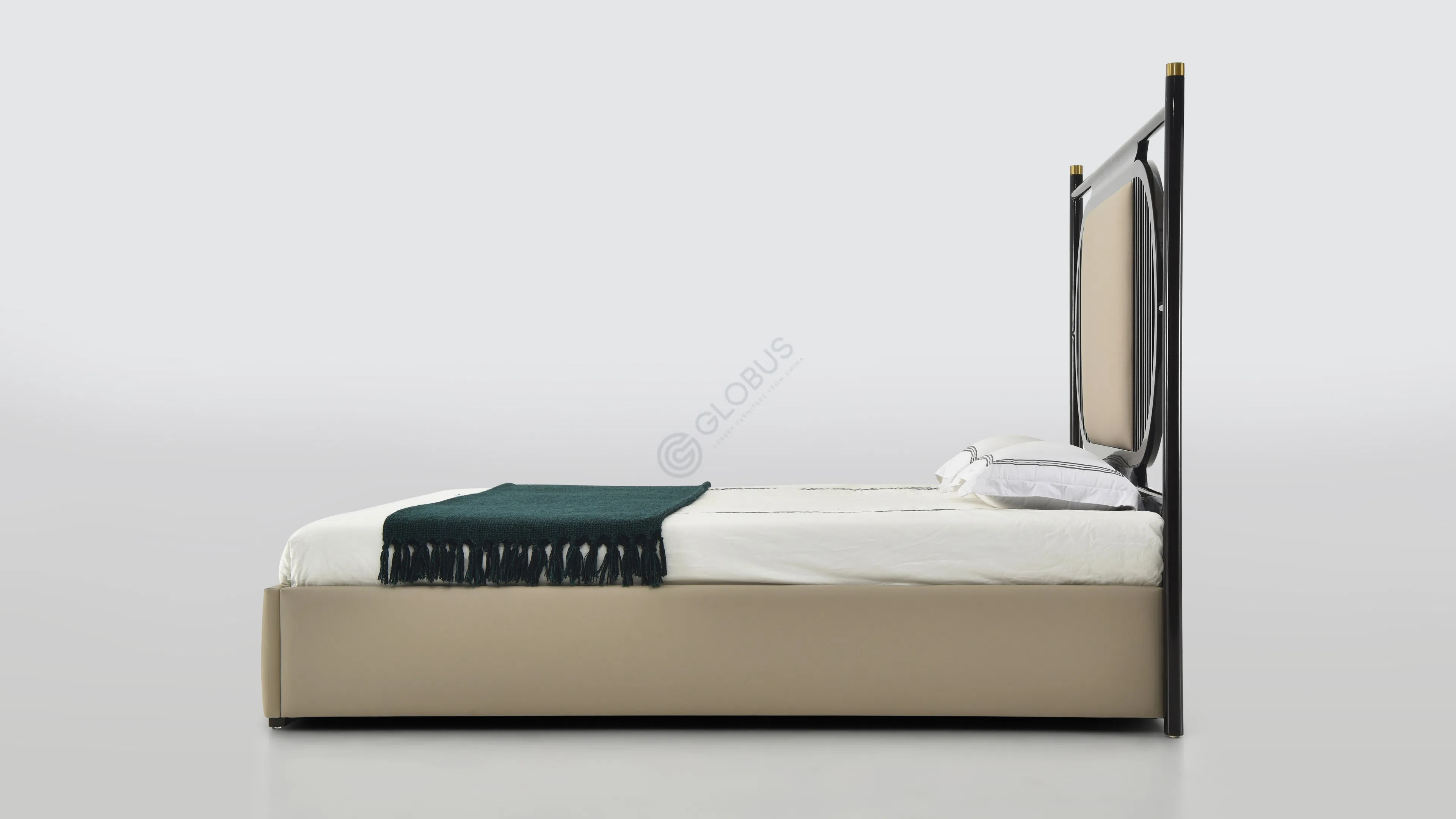 Кровать Eberardo