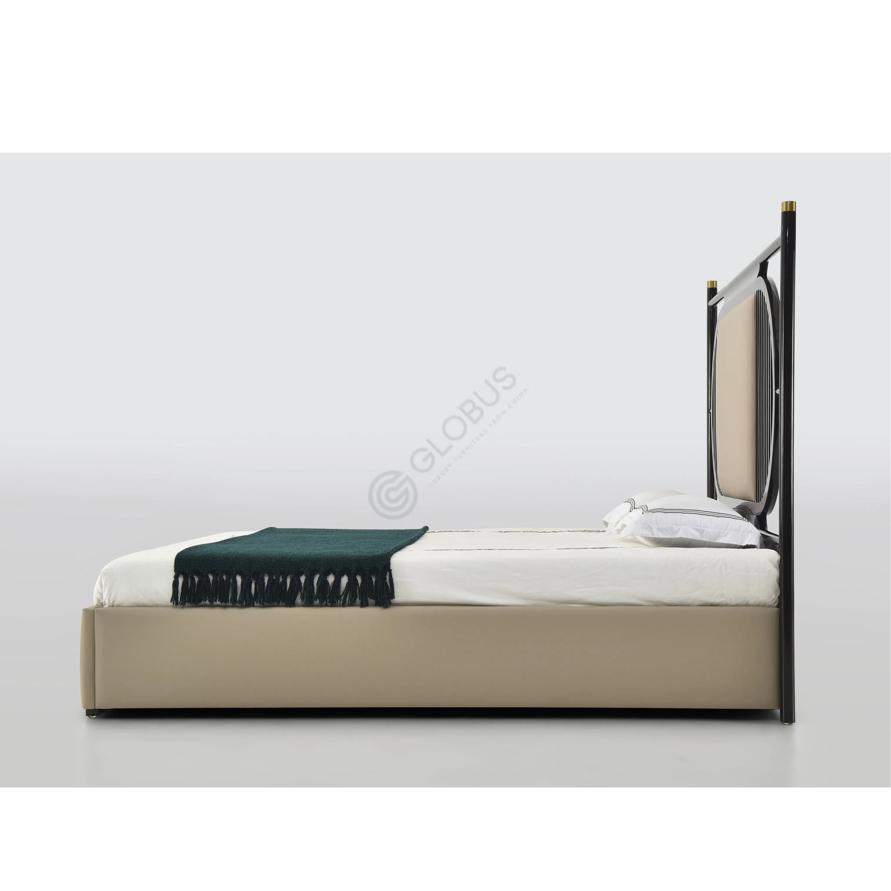 Кровать Eberardo
