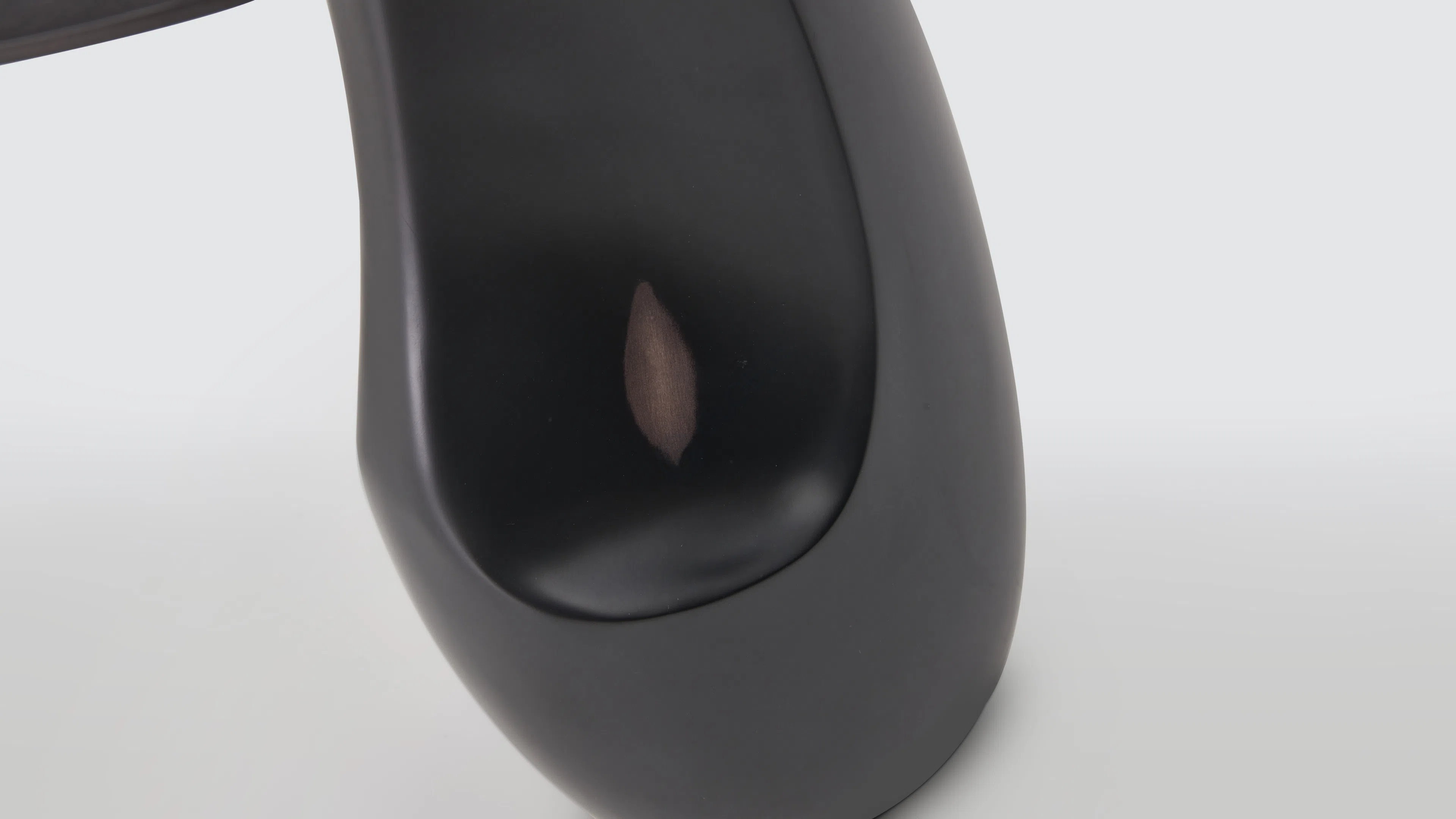 Угловой столик KONEKT Dionis