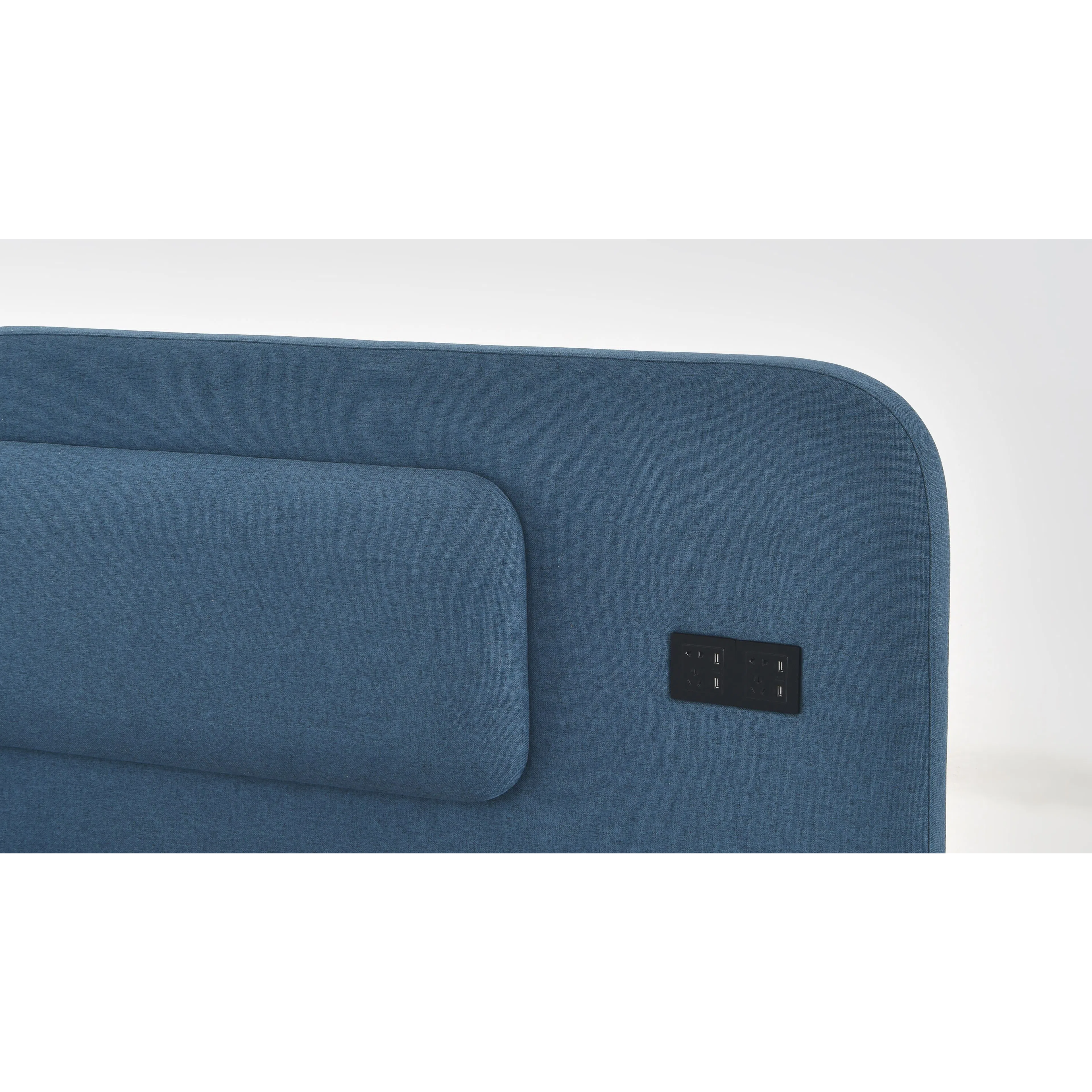 Кровать Xelarus