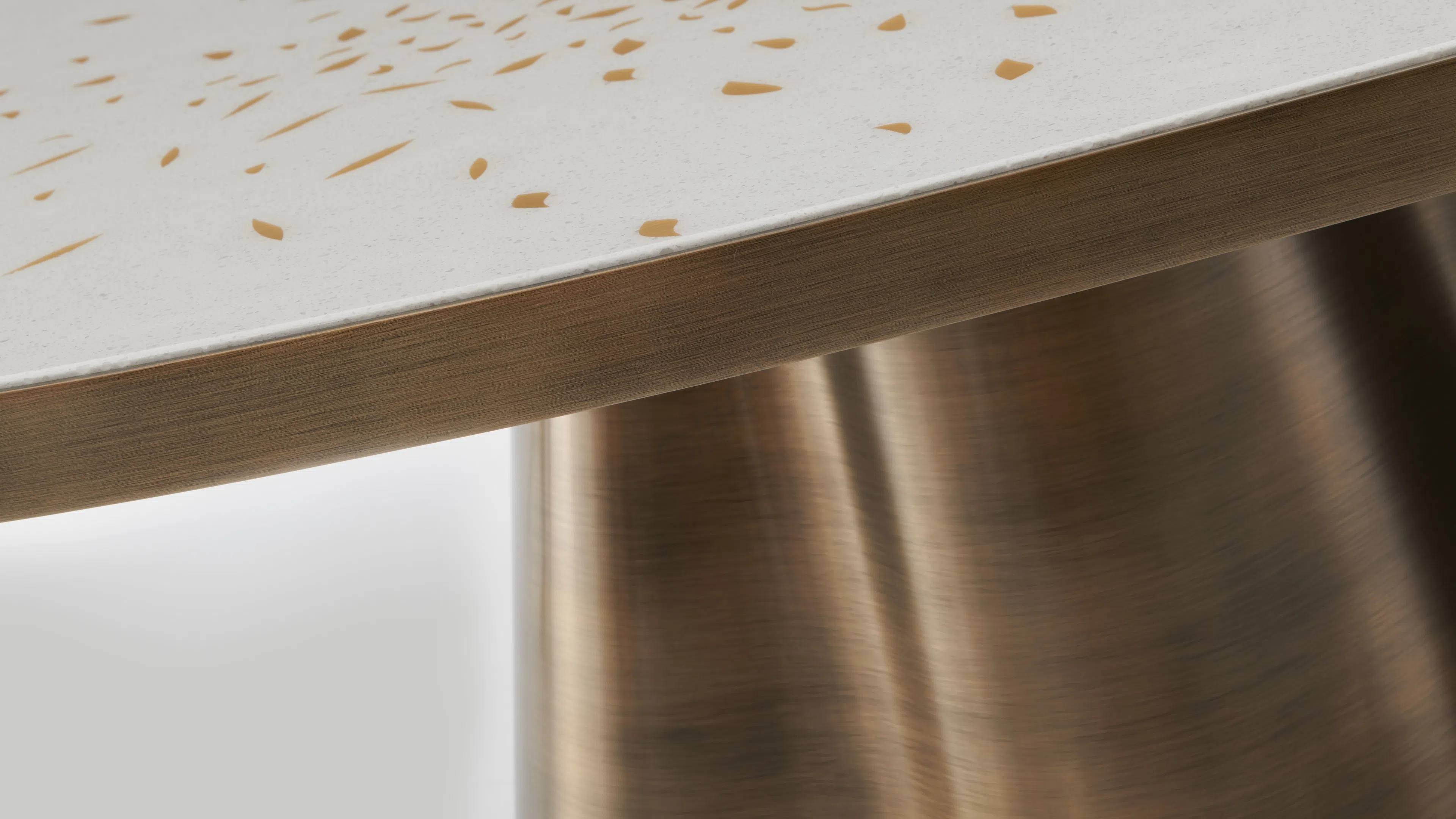 Обеденный стол Ovate