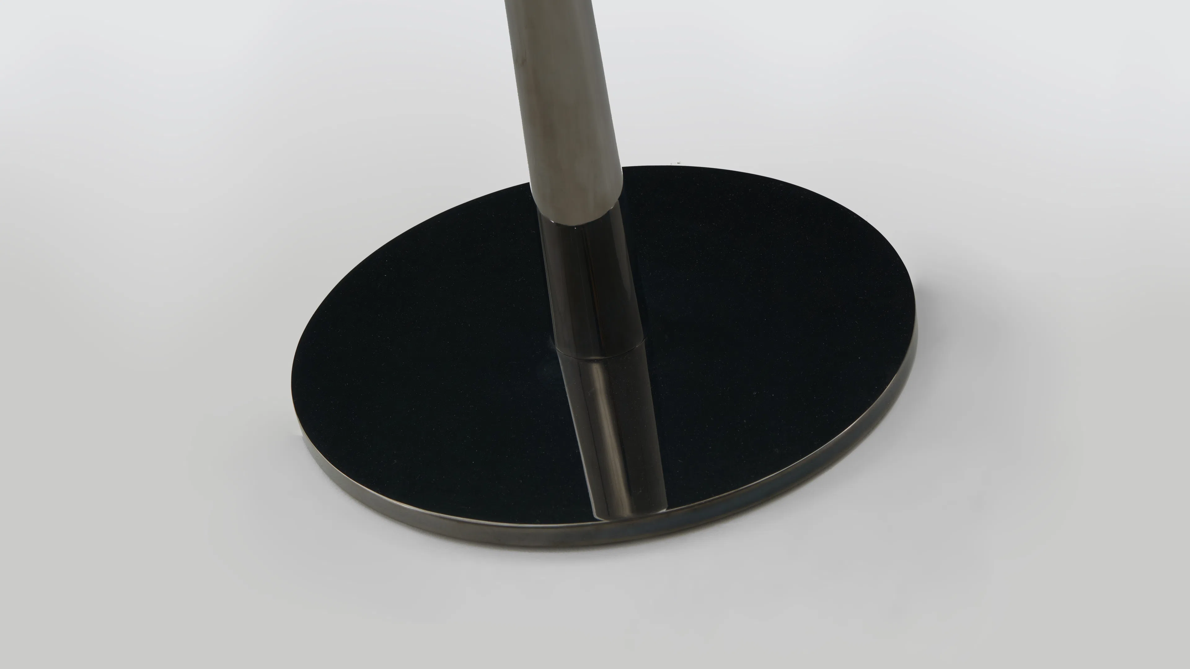 Угловой столик Risparmiare