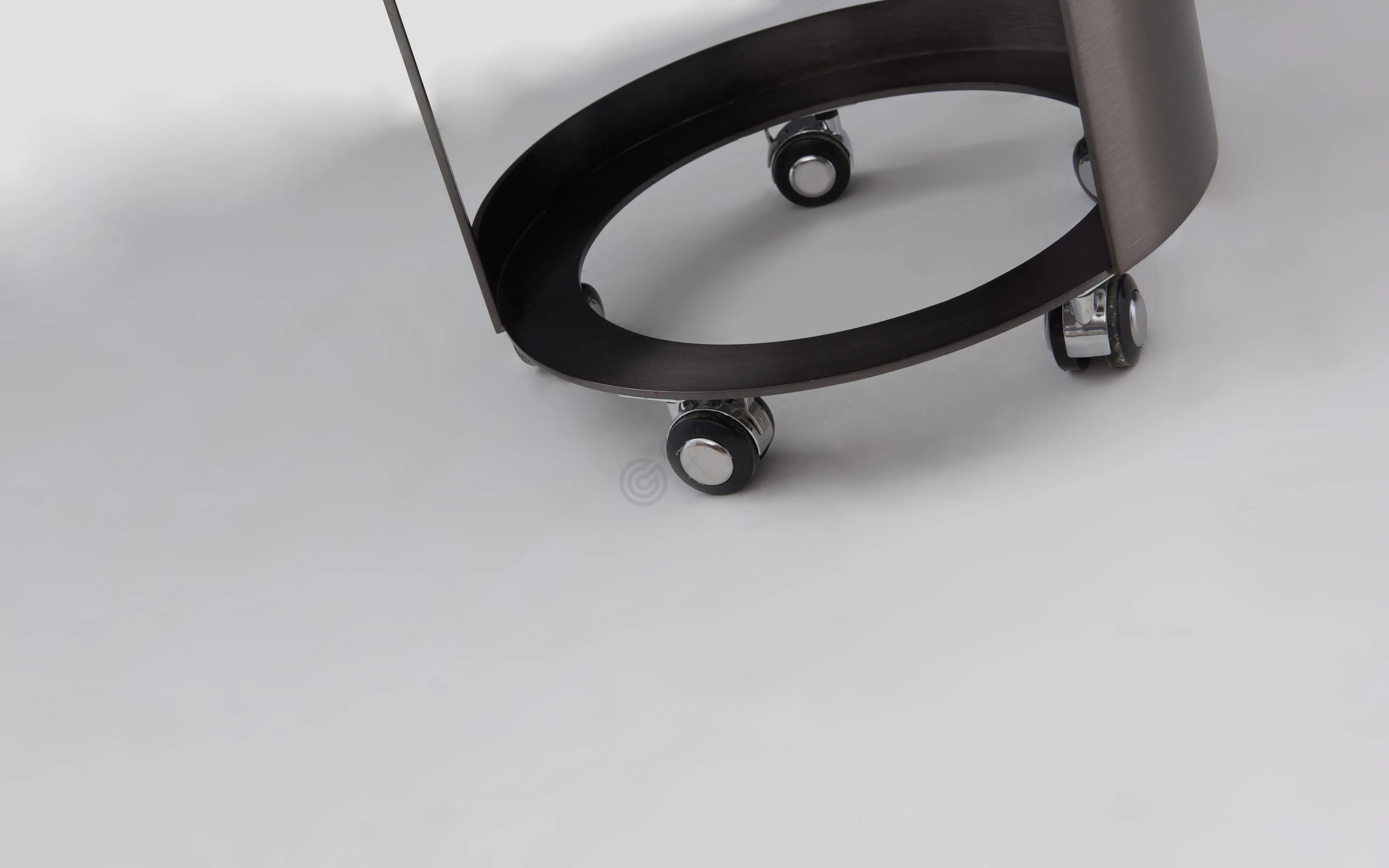 Угловой столик Orcio