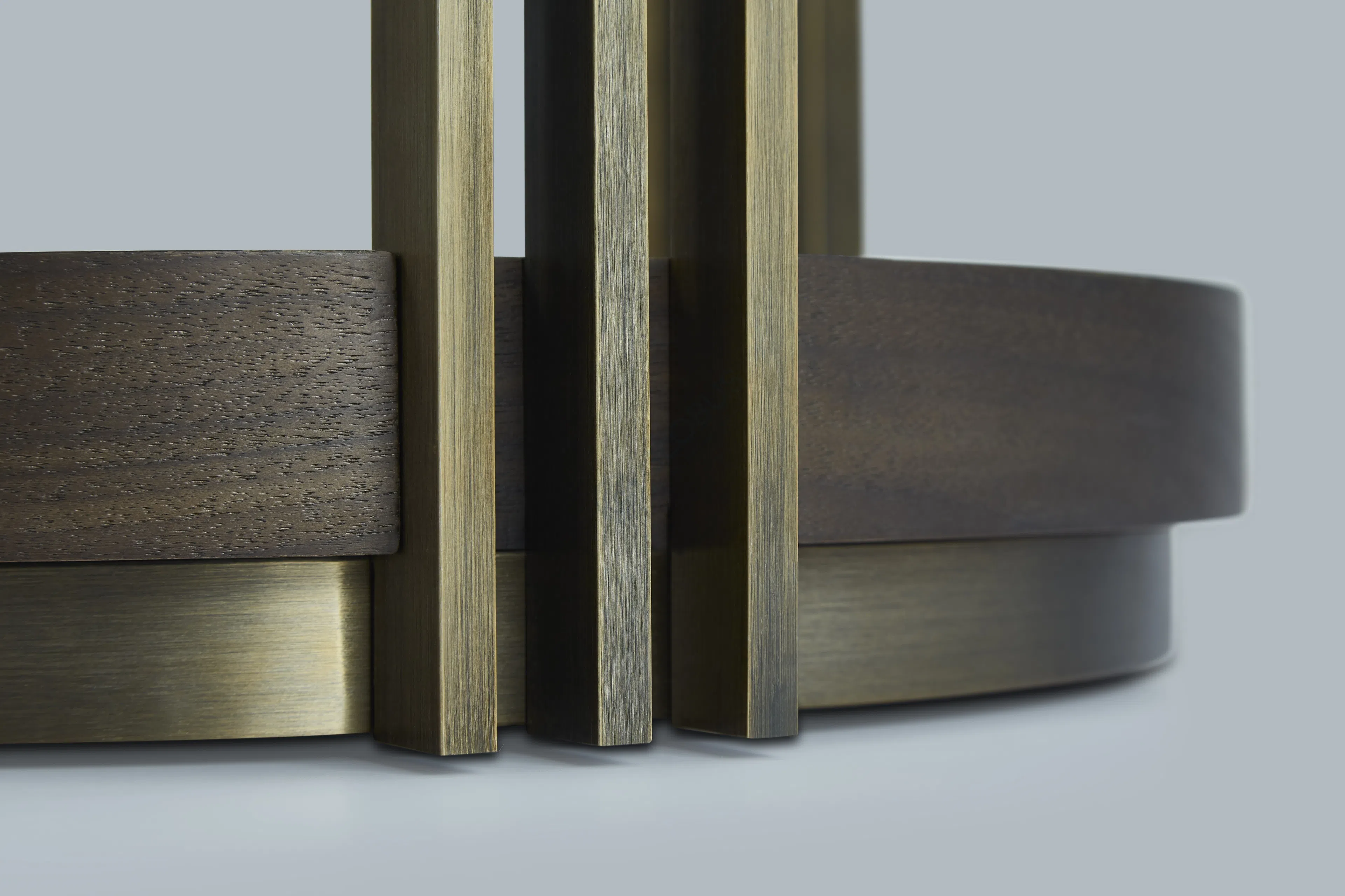 Угловой столик AL HUZAIFA Rialto