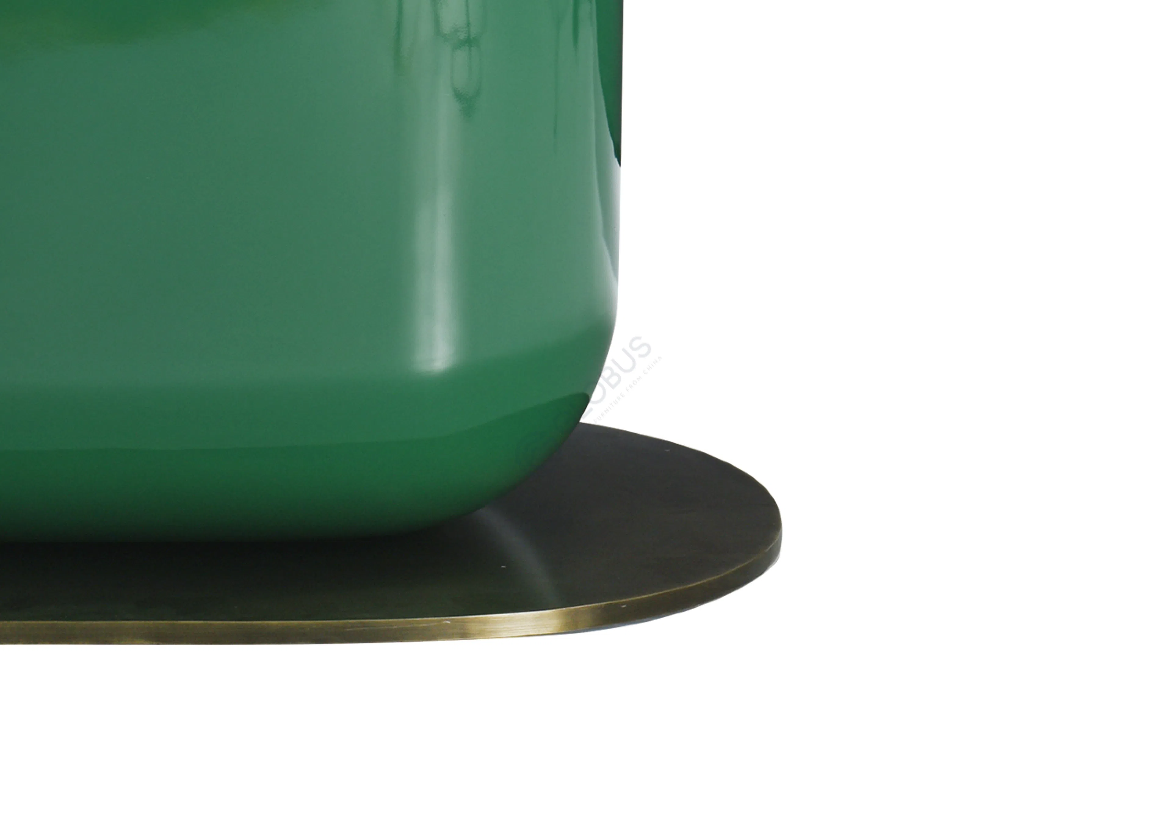 Обеденный стол Adornia