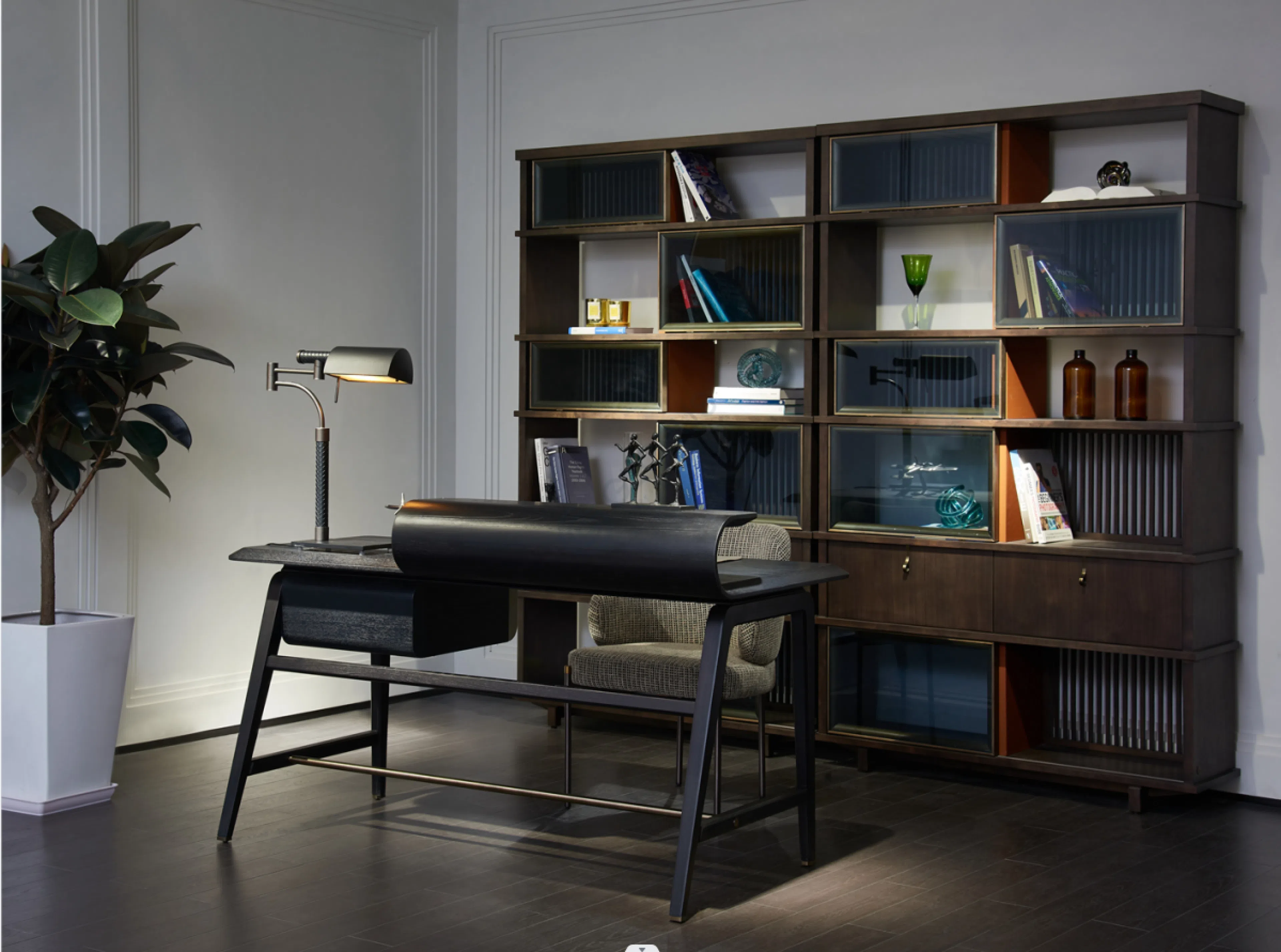 Стол для кабинета Arachne