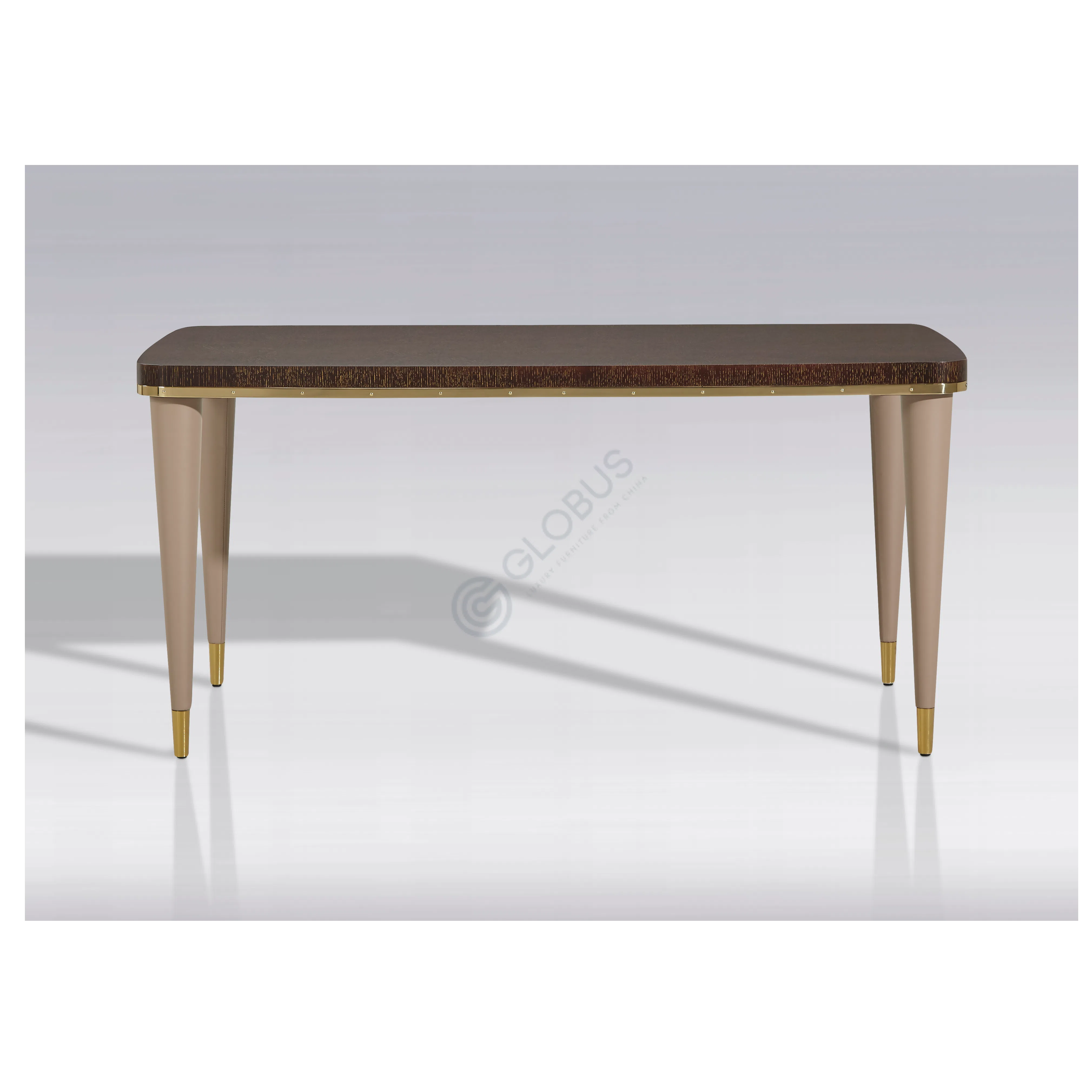 Обеденный стол Reverberate