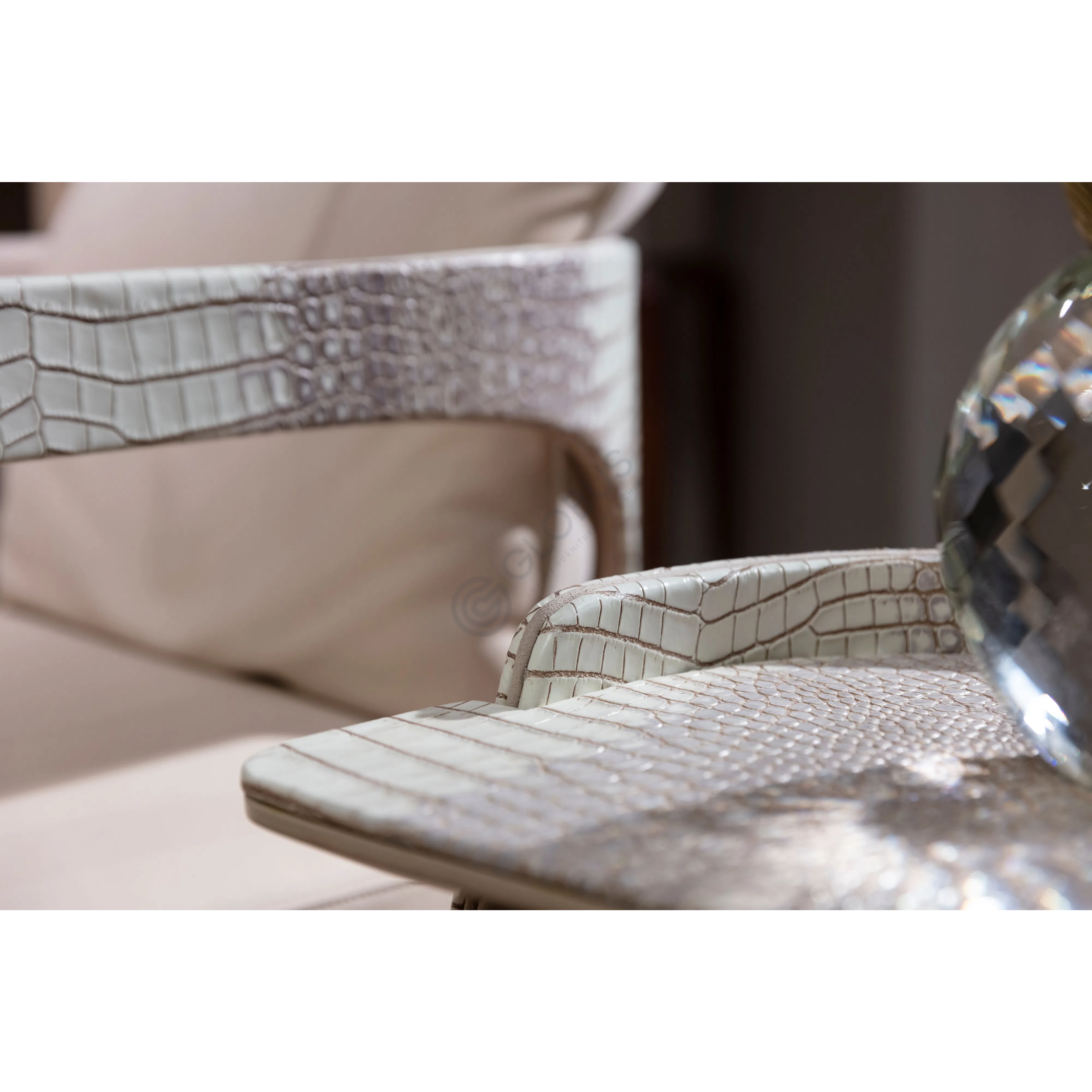 Угловой столик Bevilacqua