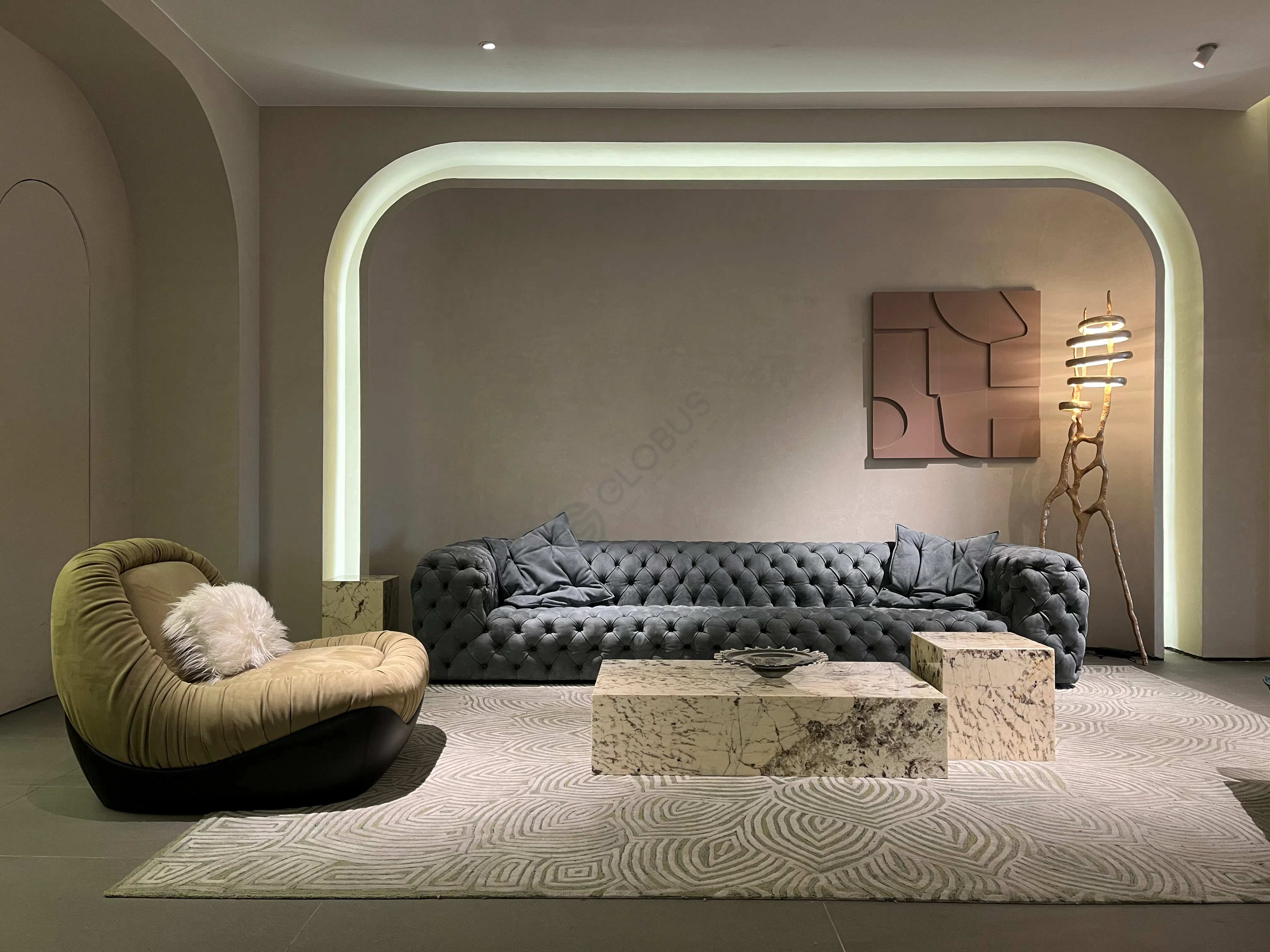 Угловой столик Girogina