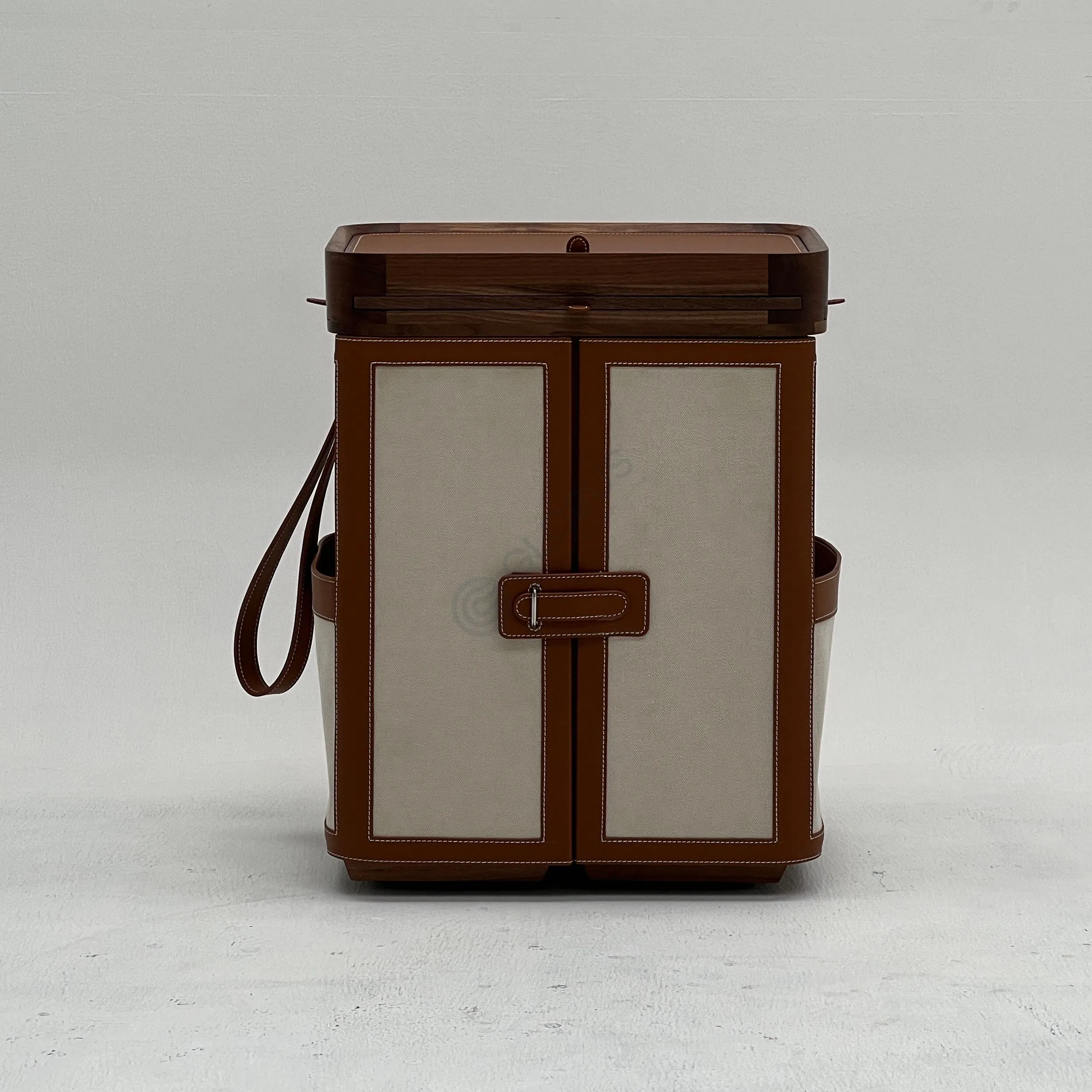 Туалетный столик HERMES