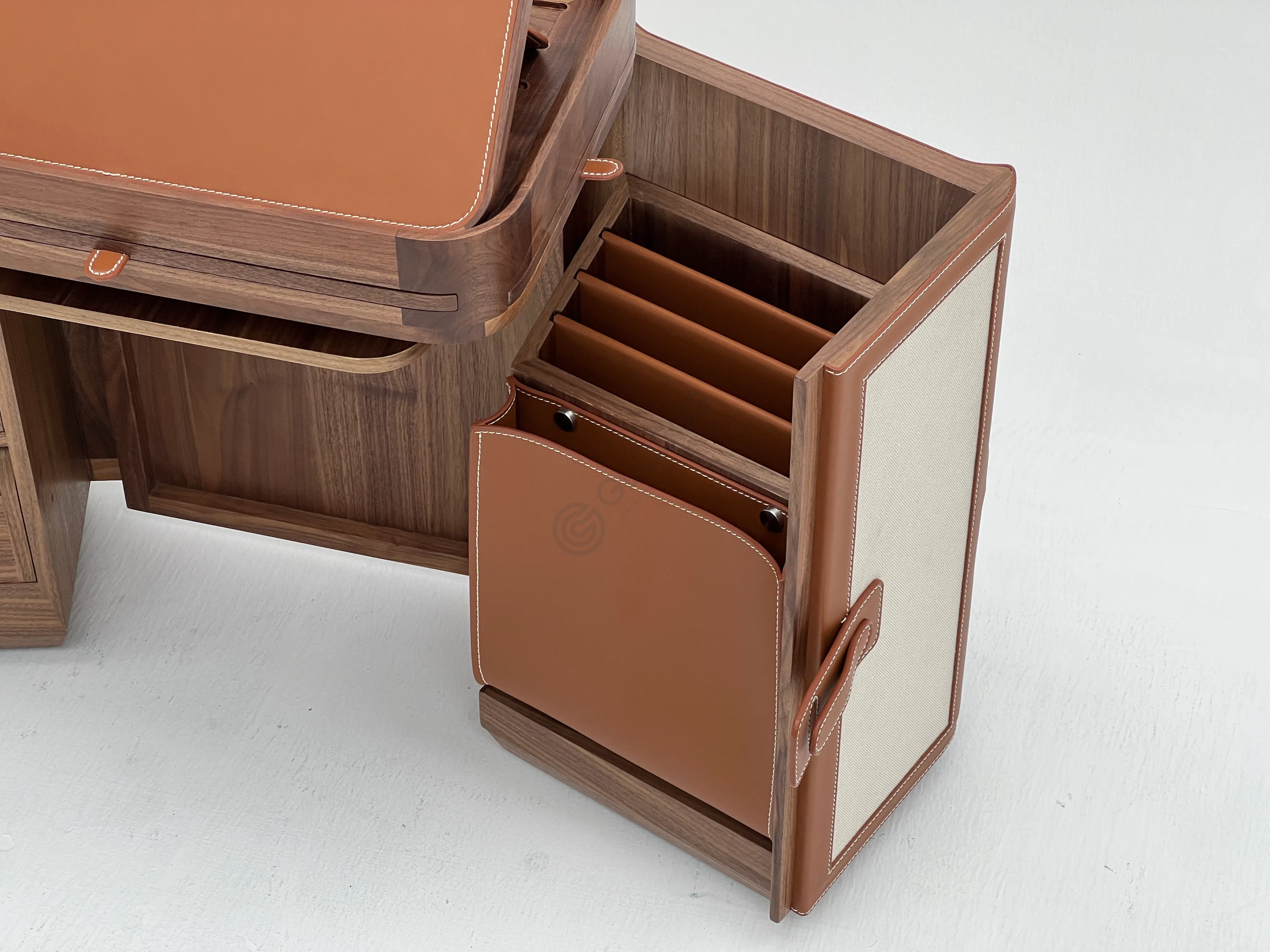 Туалетный столик HERMES Les Necessaires