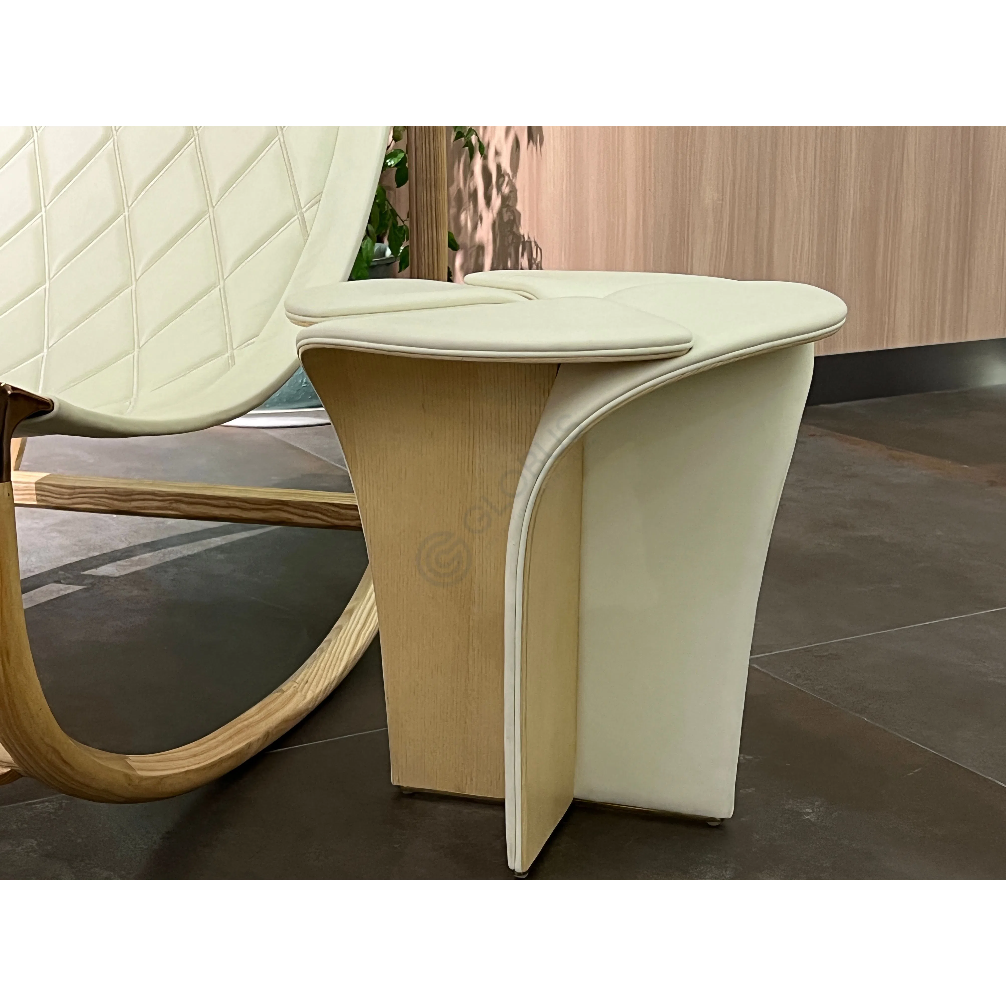 Табурет LOUIS VUITTON Blossom