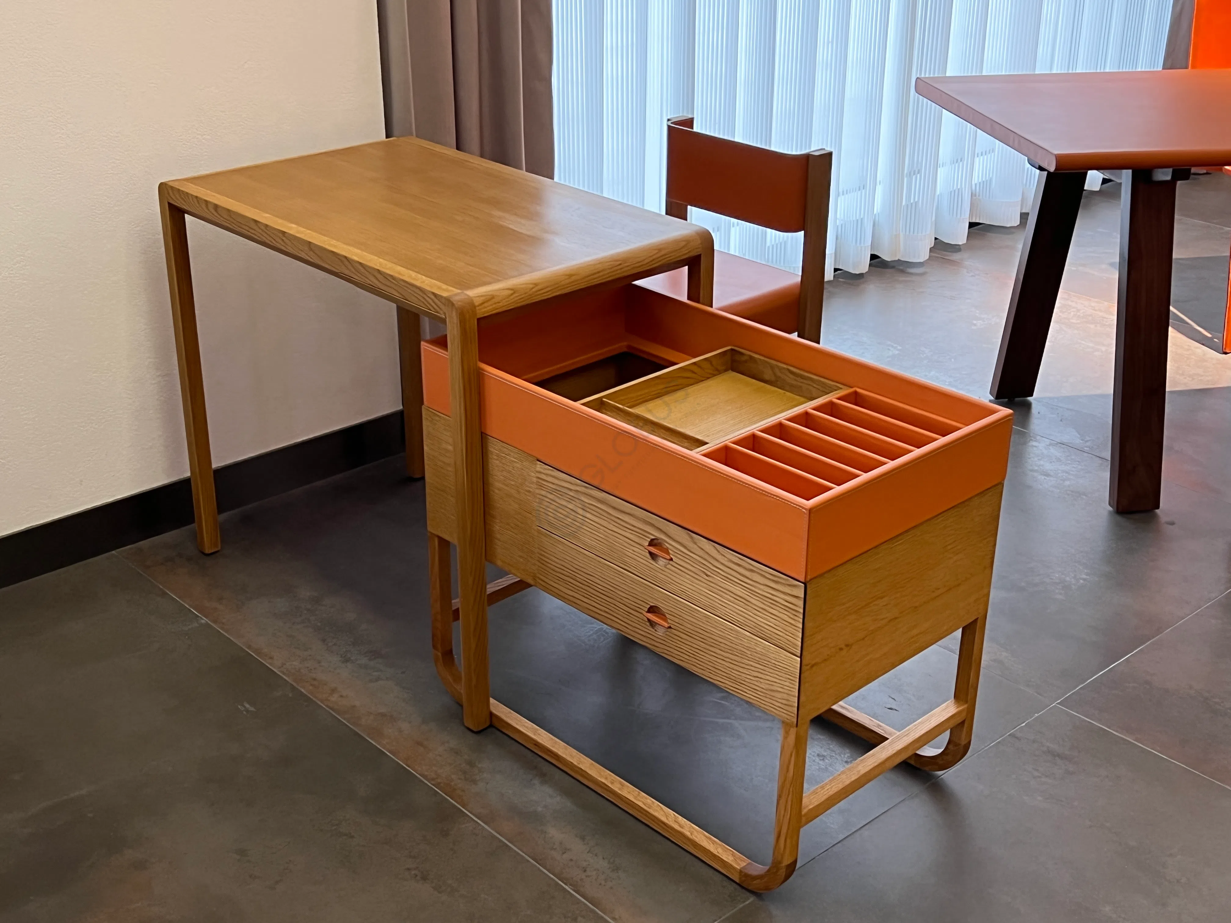 Стул HERMES Equis