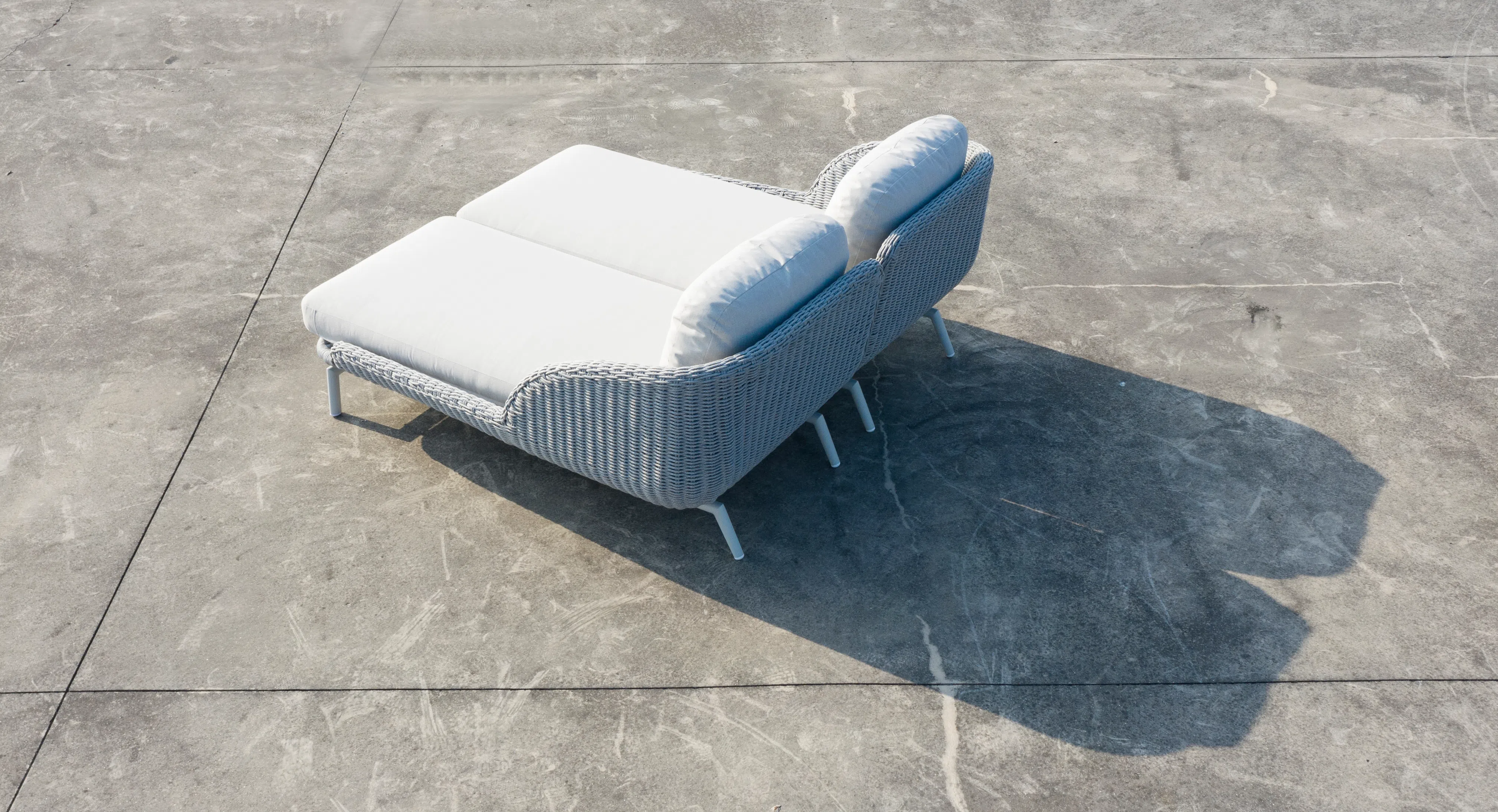 Уличная кушетка COUTURE JARDIN